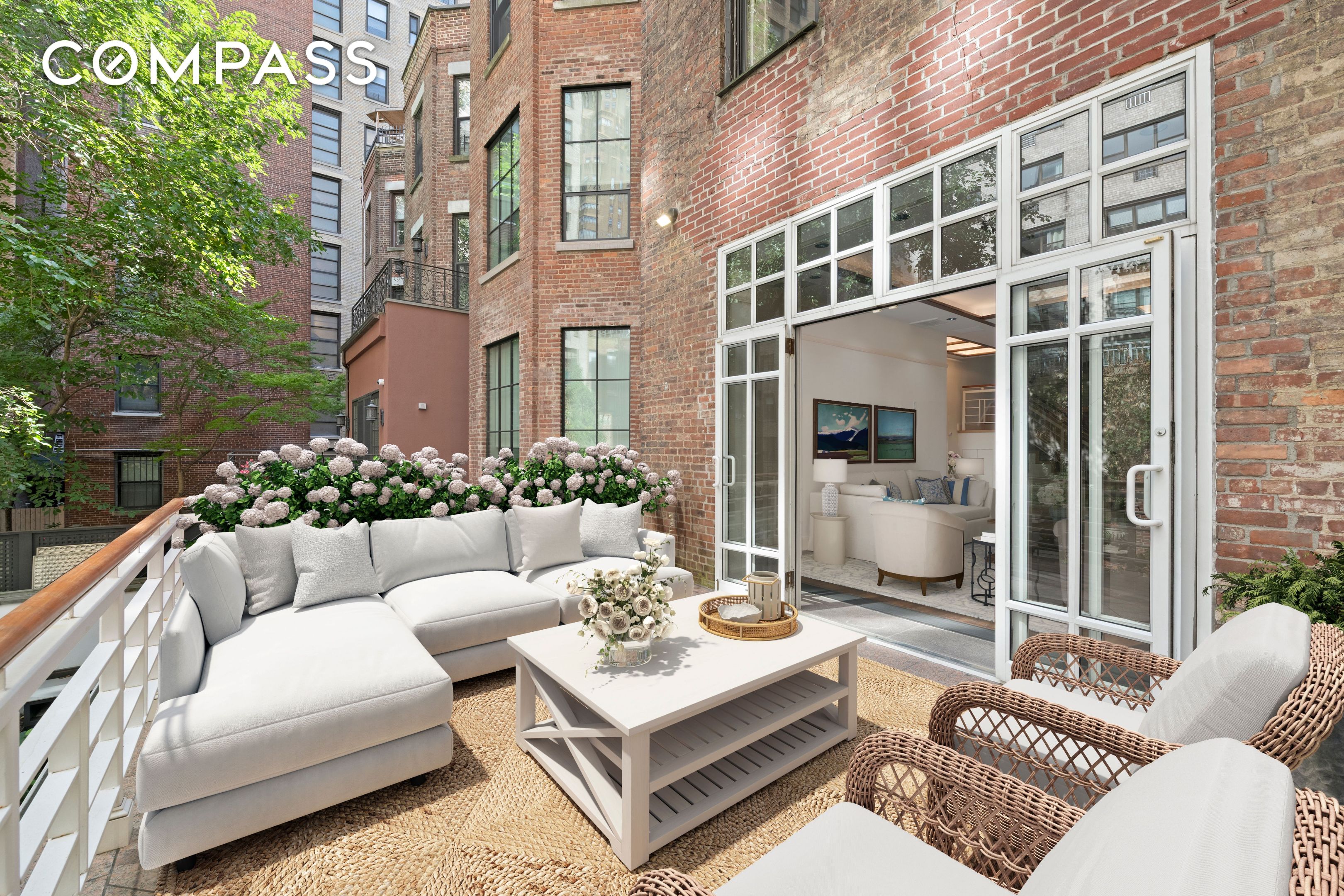 #1 photo, 313 W 102nd Street, マンハッタン Upper West Side , NY 10025