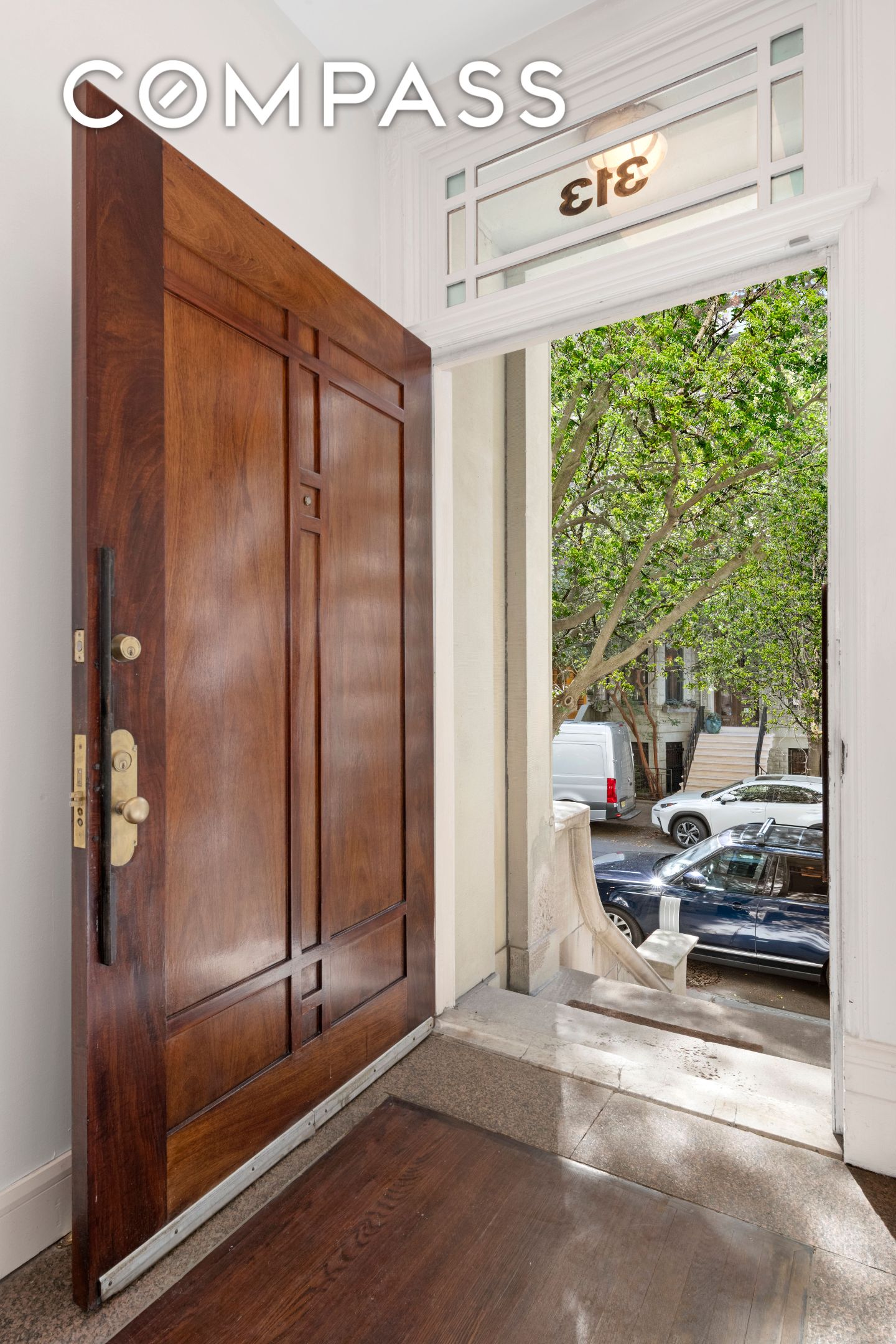 #3 photo, 313 W 102nd Street, マンハッタン Upper West Side , NY 10025