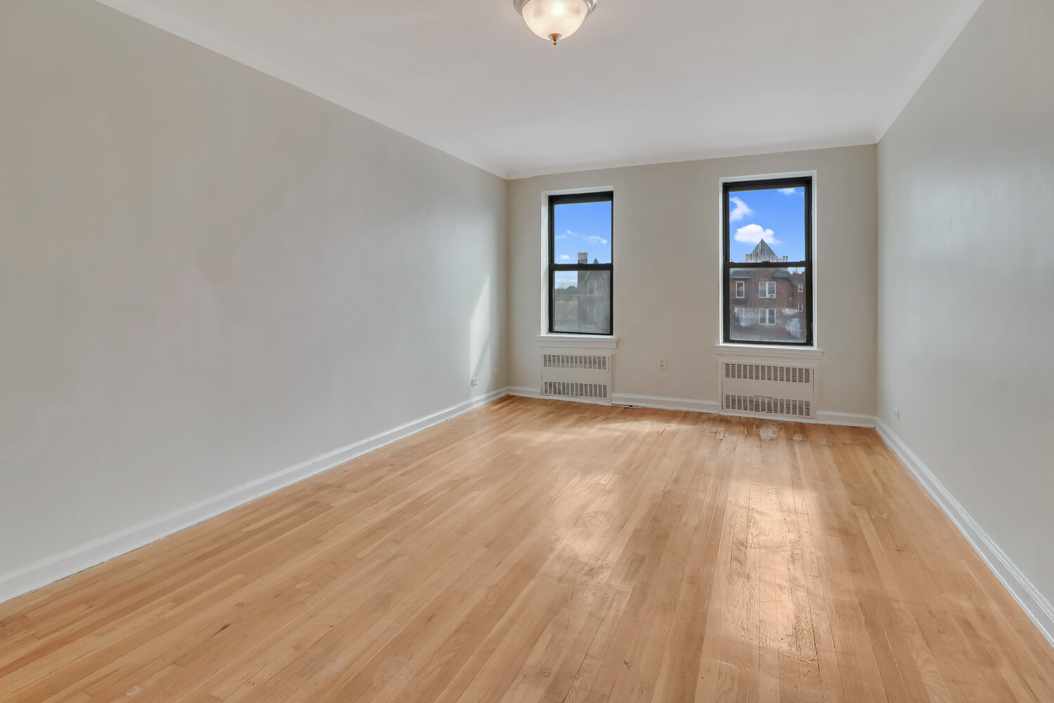 #3 photo, 359 OVINGTON Avenue, ブルックリン区 Bay Ridge , NY 11209