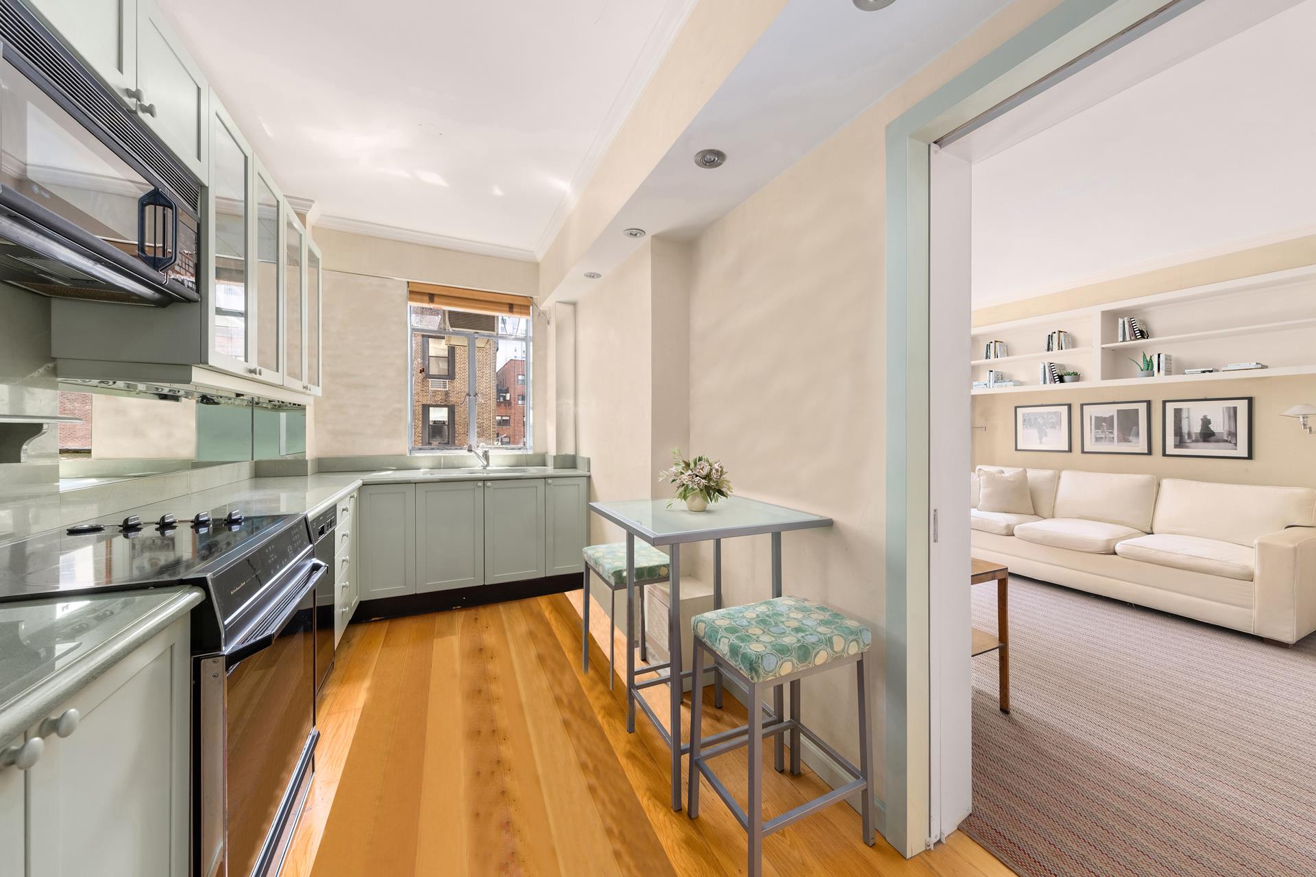 #5 photo, 19 E 88TH Street, マンハッタン Carnegie Hill , NY 10128