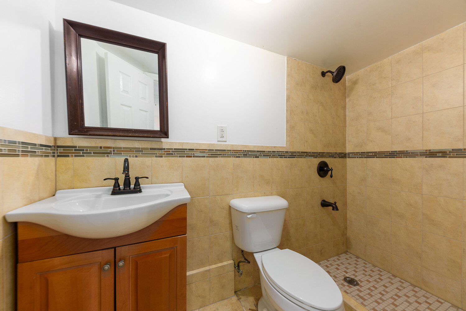 #11 photo, 102-13 183RD Place, クイーンズ区 Hollis , NY 11423