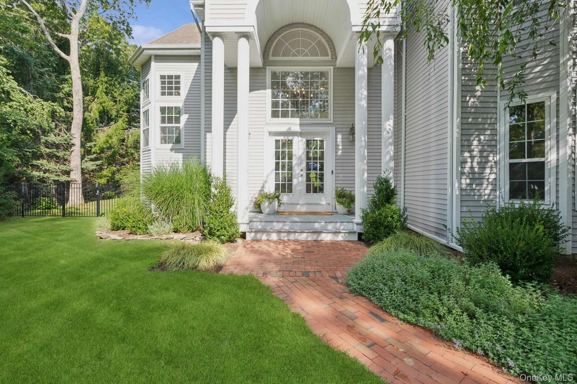 #2 photo, 35 Hollow Lane, Westhampton , NY 11977