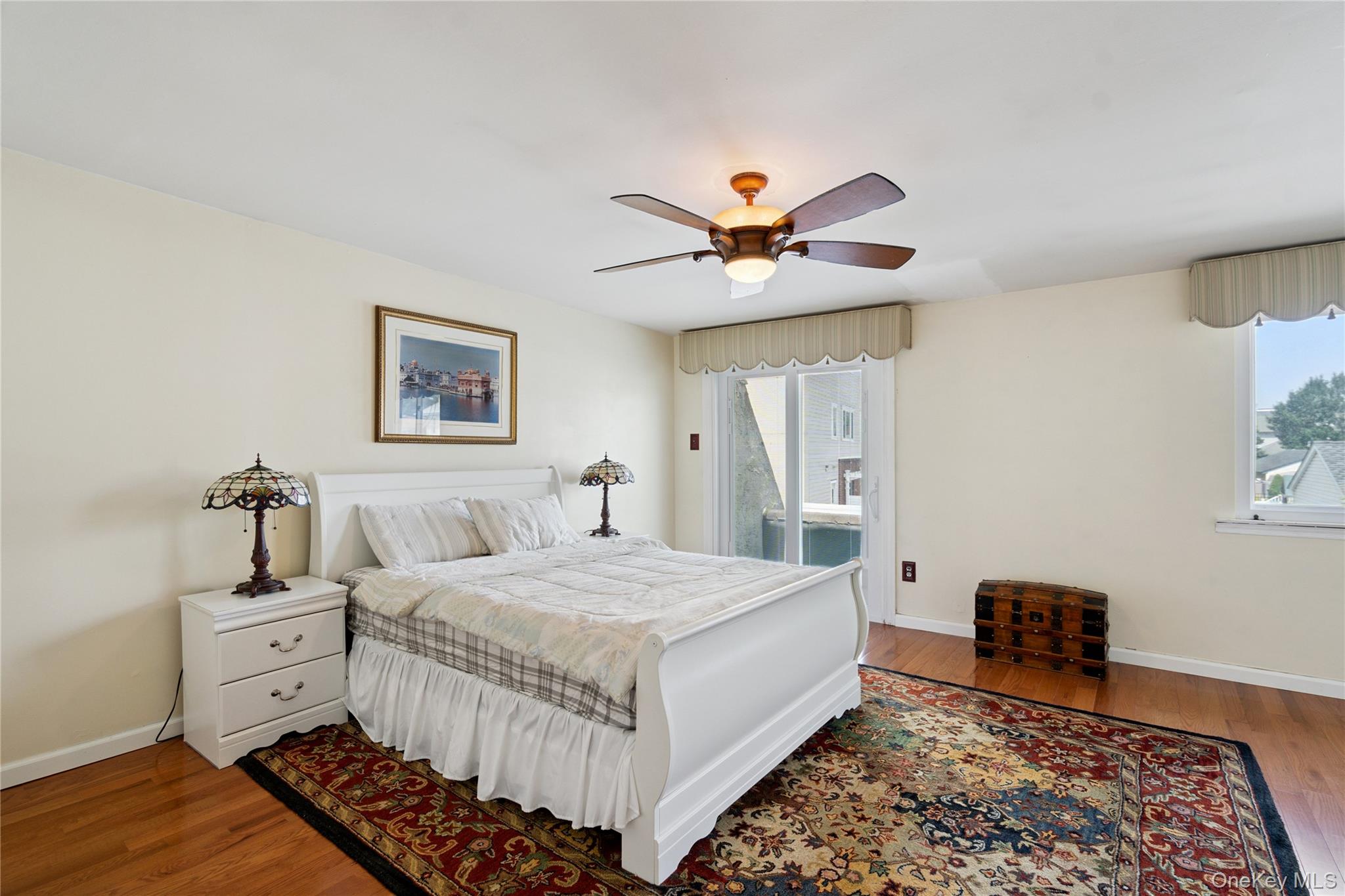 #20 photo, 88 E Valley Stream Boulevard, ナッソー郡 Valley Stream , NY 11580