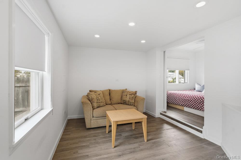 #18 photo, 10 Riverdale Avenue, サフォーク郡 Oakdale , NY 11769