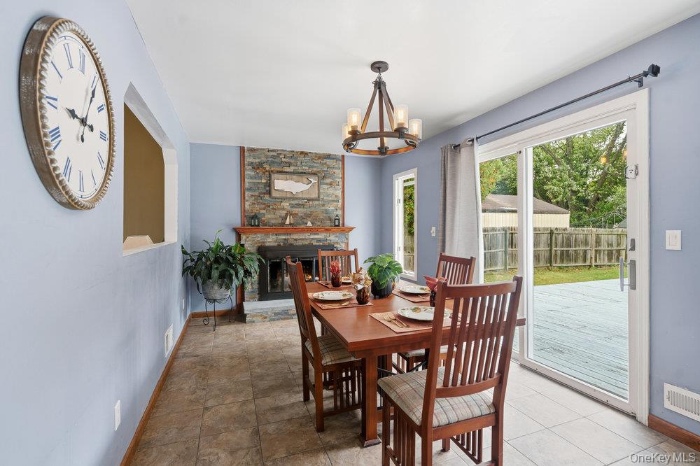 #9 photo, 10 Riverdale Avenue, サフォーク郡 Oakdale , NY 11769