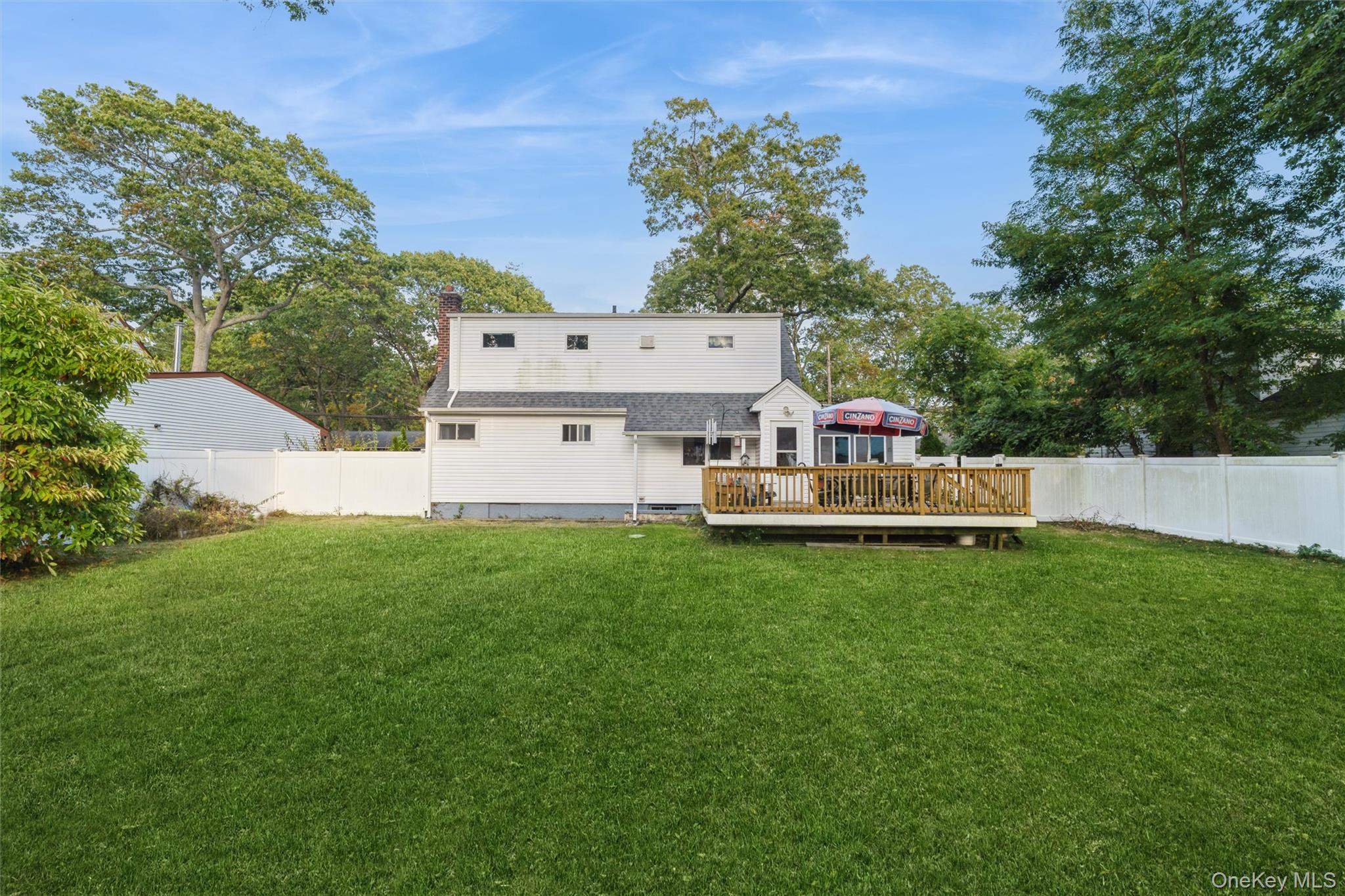 #19 photo, 86 Ackerly Lane, サフォーク郡 Ronkonkoma , NY 11779