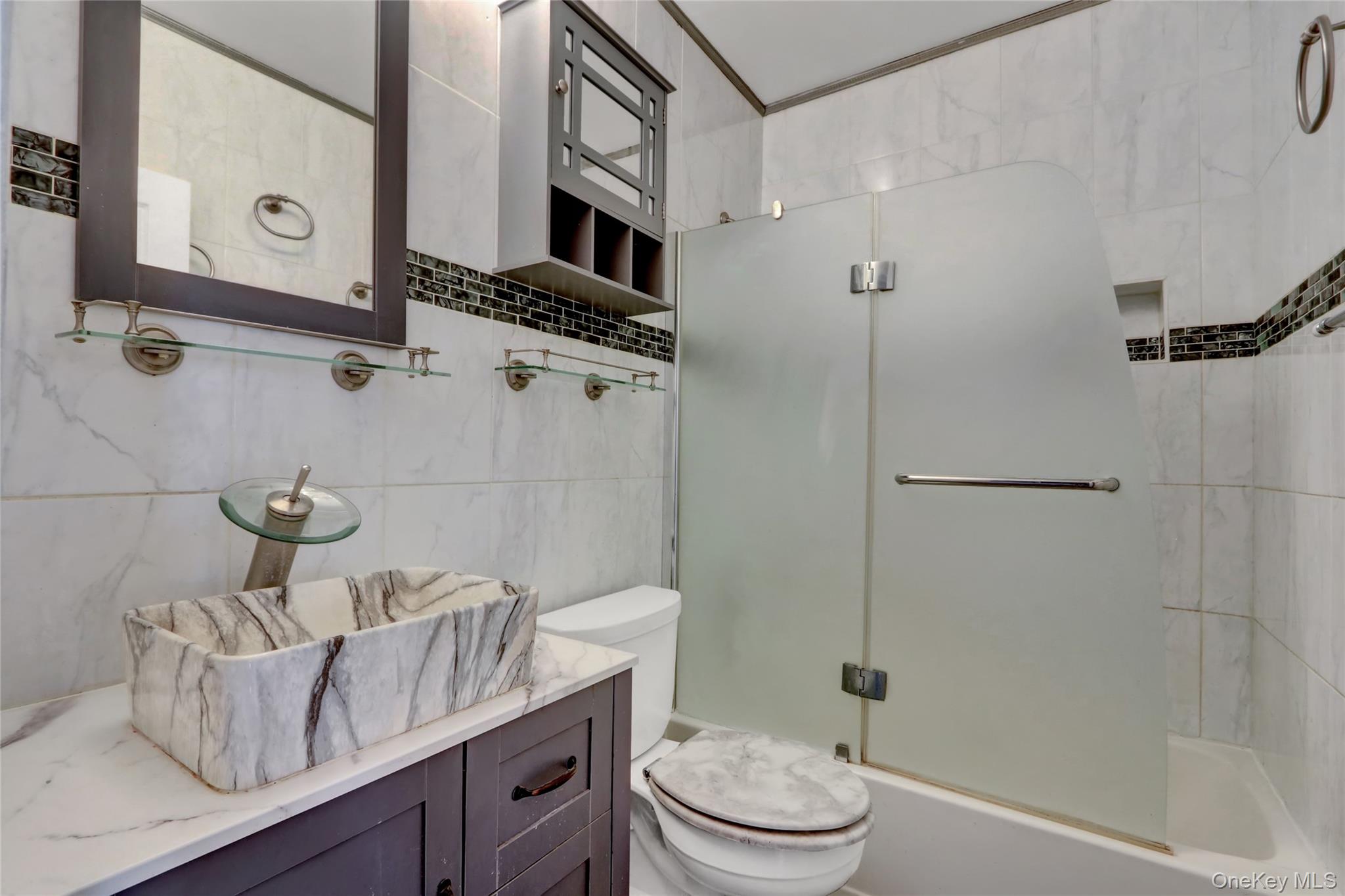 #17 photo, 174 Sumpter Street, Brooklyn , NY 11233