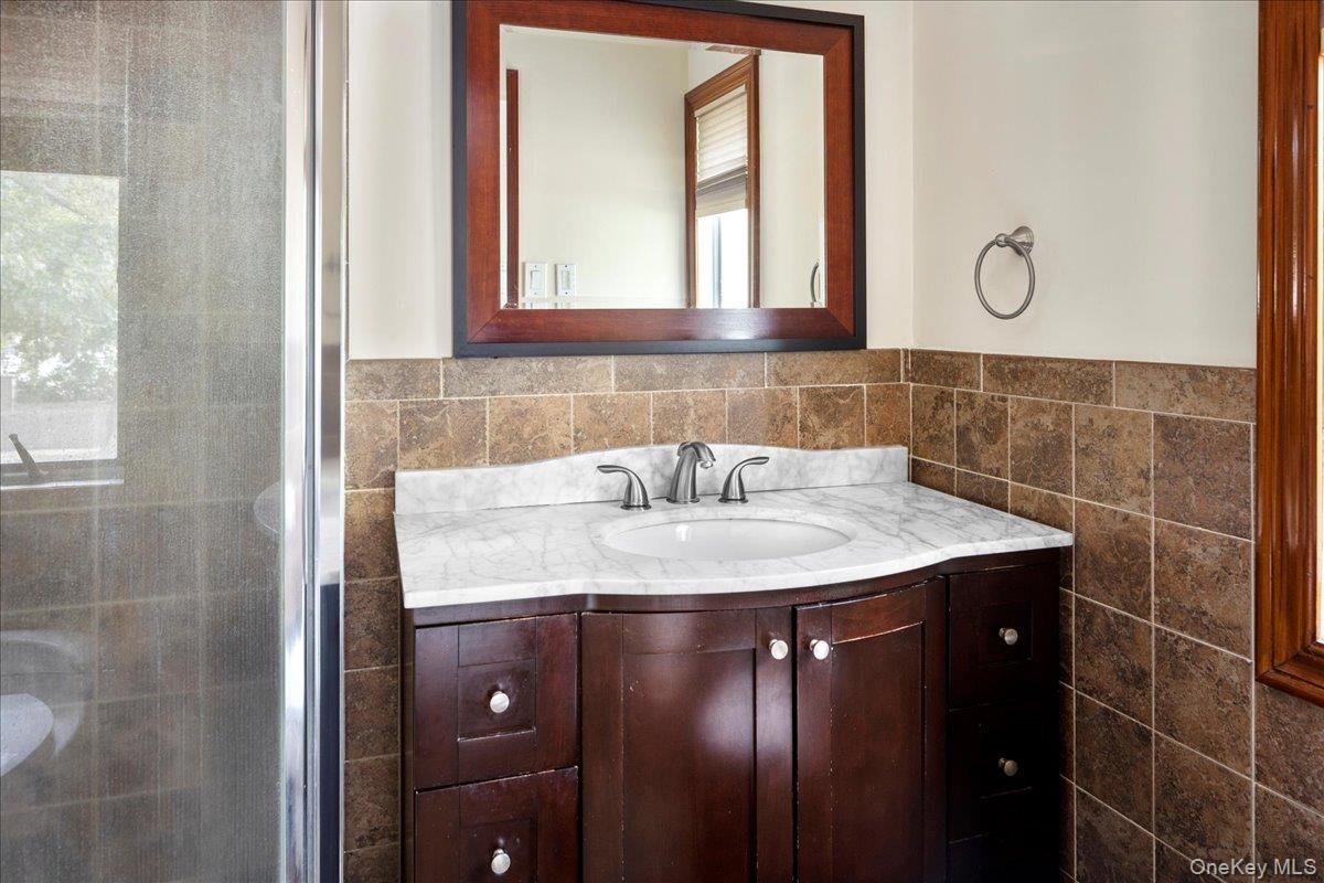 #13 photo, 504 Saddle Ridge Road, ナッソー郡 Woodmere , NY 11598