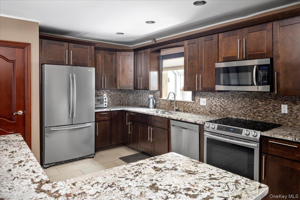 #8 photo, 504 Saddle Ridge Road, ナッソー郡 Woodmere , NY 11598