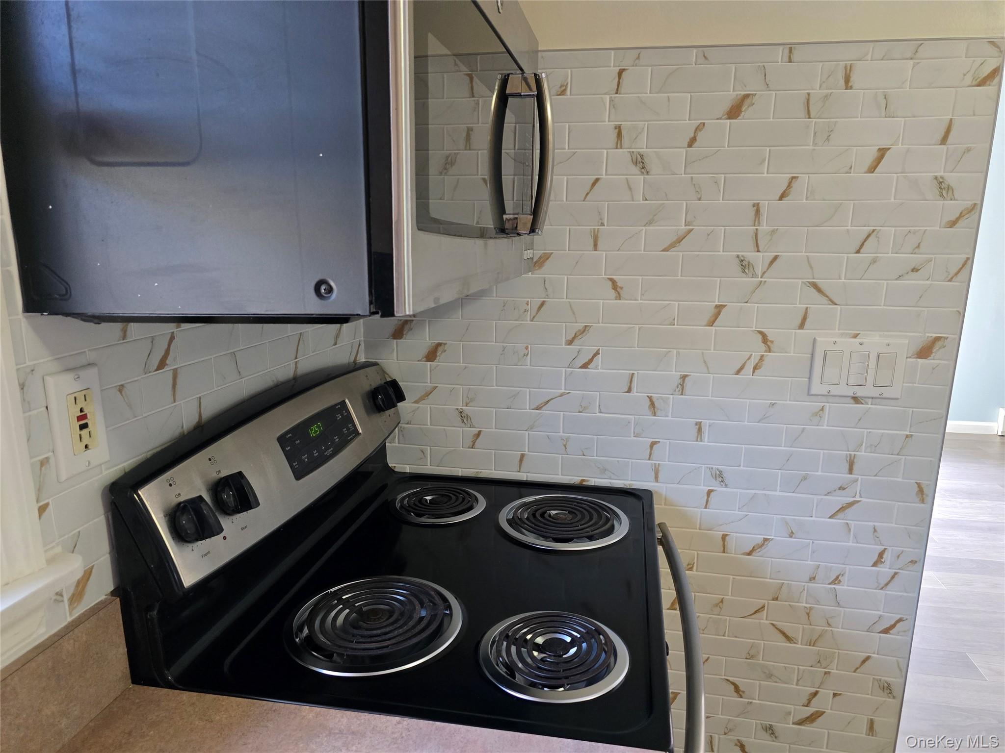 #11 photo, 73 Saint George Drive, サフォーク郡 Shirley , NY 11967