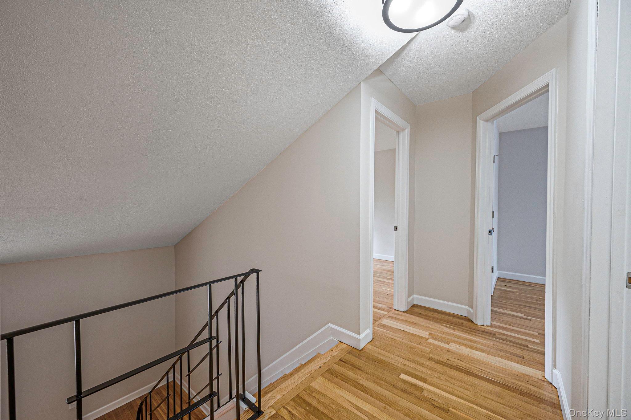 #20 photo, 11 Lucille Lane, サフォーク郡 Commack , NY 11725