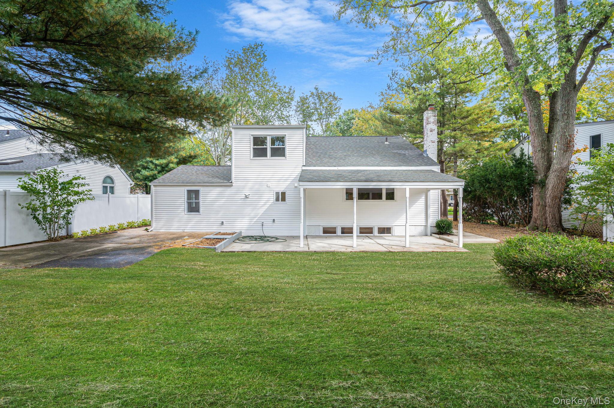 #7 photo, 11 Lucille Lane, サフォーク郡 Commack , NY 11725