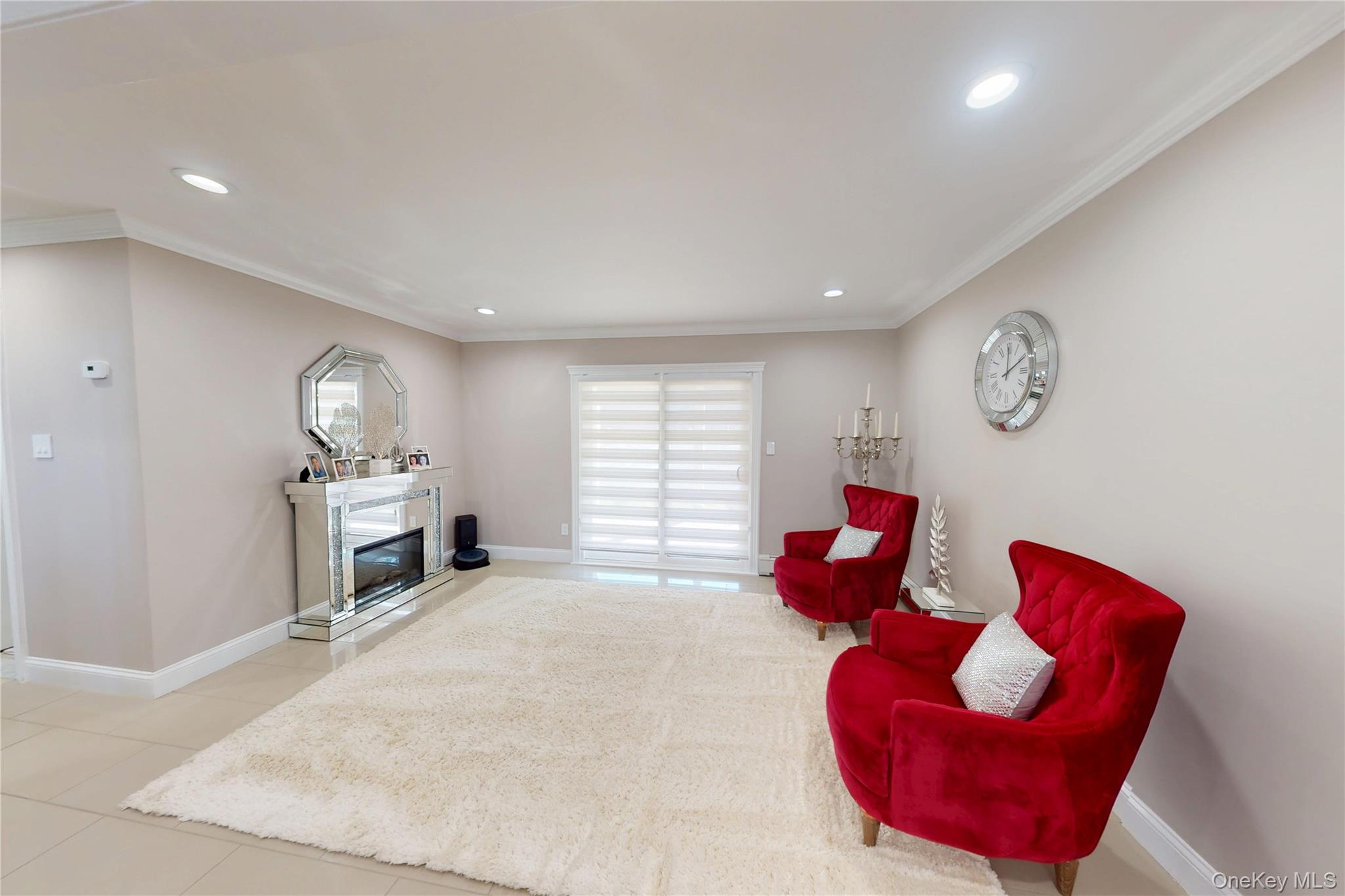 #19 photo, 125 Spruce Street, サフォーク郡 Lindenhurst , NY 11757