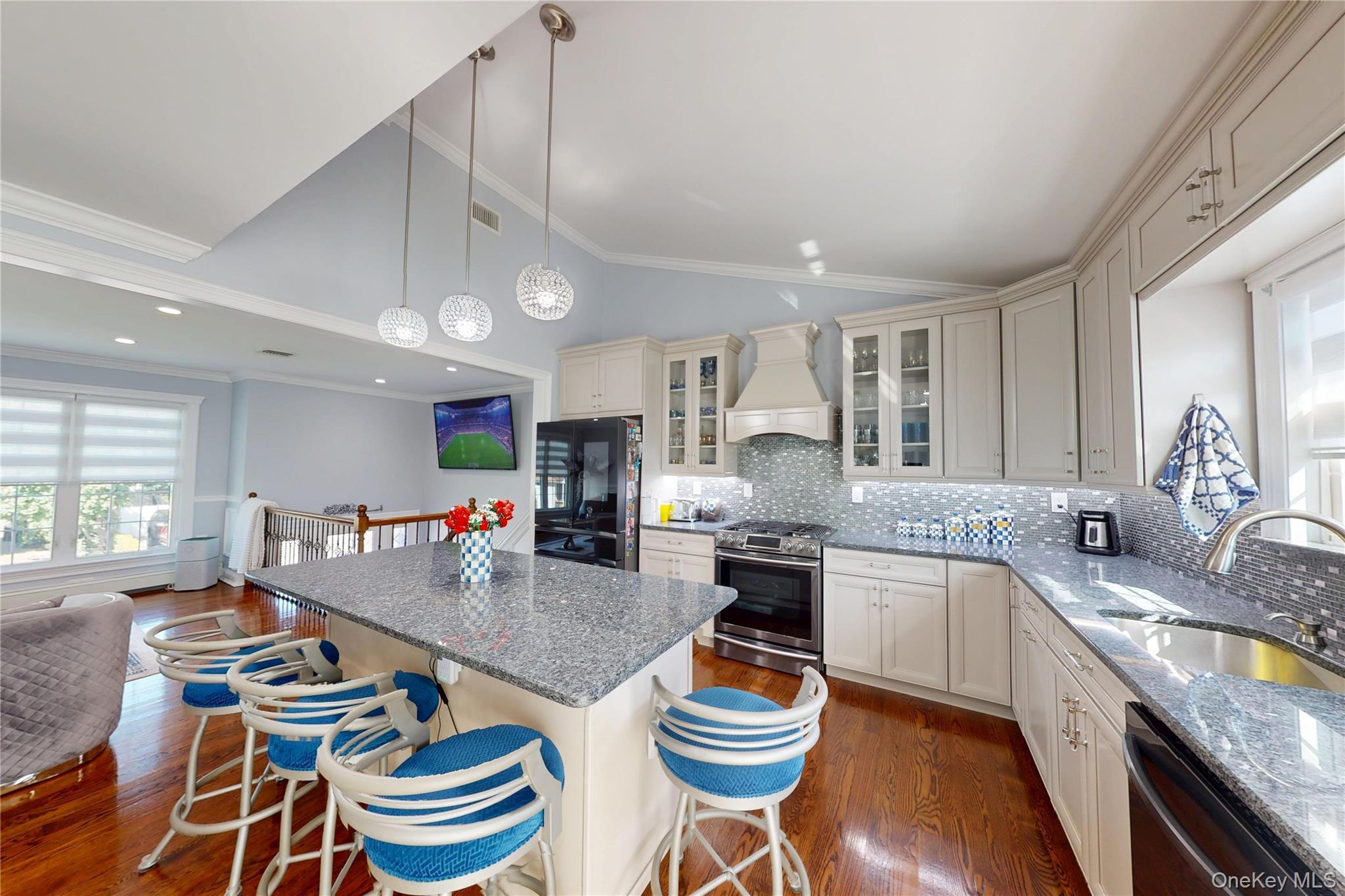 #7 photo, 125 Spruce Street, サフォーク郡 Lindenhurst , NY 11757