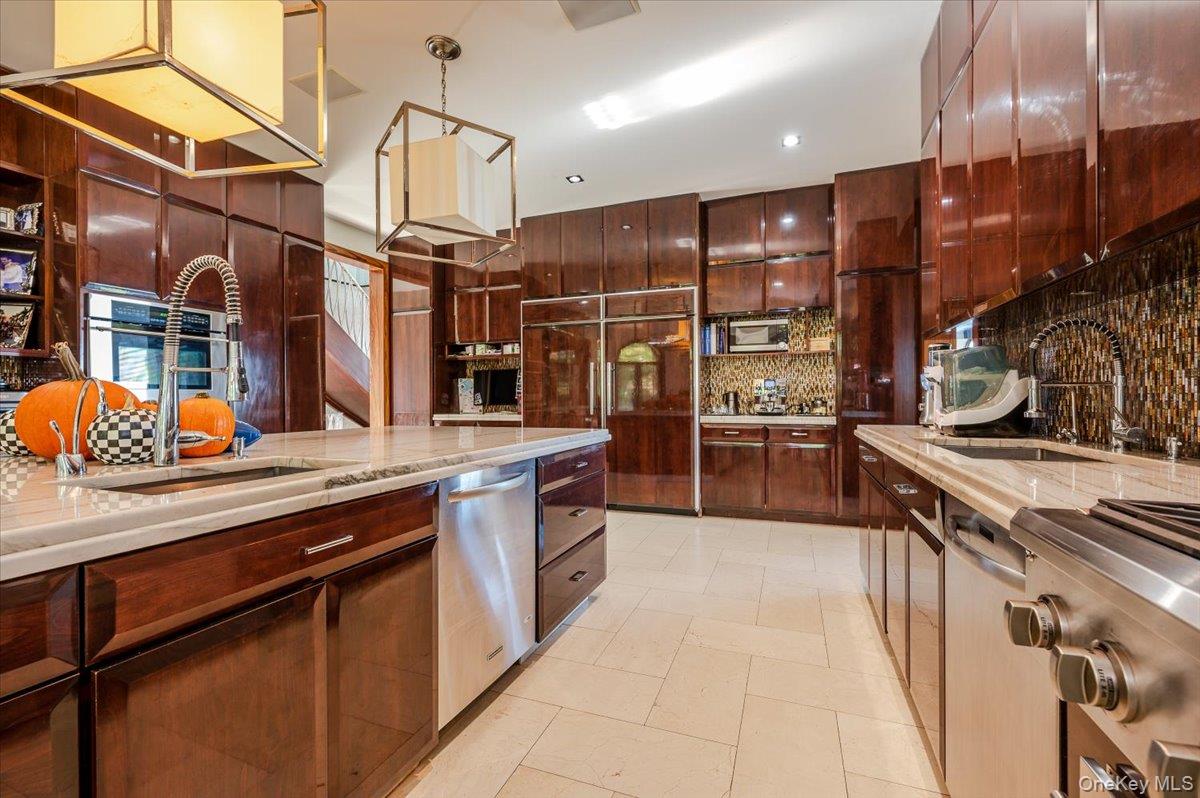 #11 photo, 25 Edgewater Lane, ナッソー郡 Great Neck , NY 11023