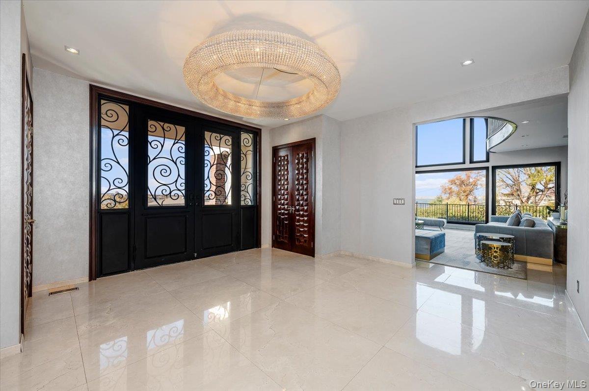 #3 photo, 25 Edgewater Lane, ナッソー郡 Great Neck , NY 11023