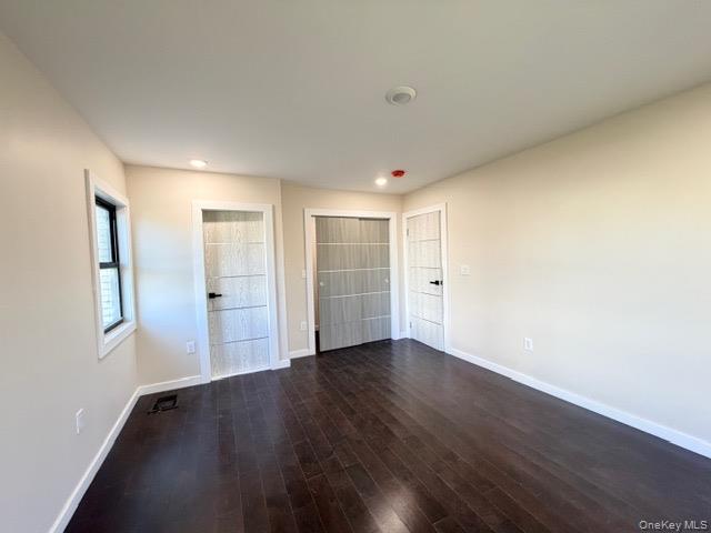 #13 photo, 147-50 231ST Street, קווינס Rosedale , NY 11413