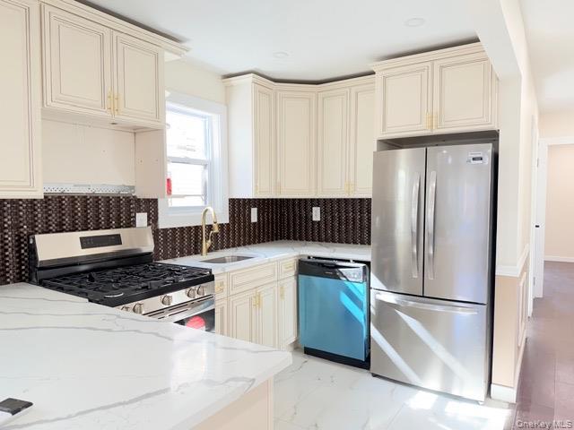 #18 photo, 147-50 231ST Street, קווינס Rosedale , NY 11413