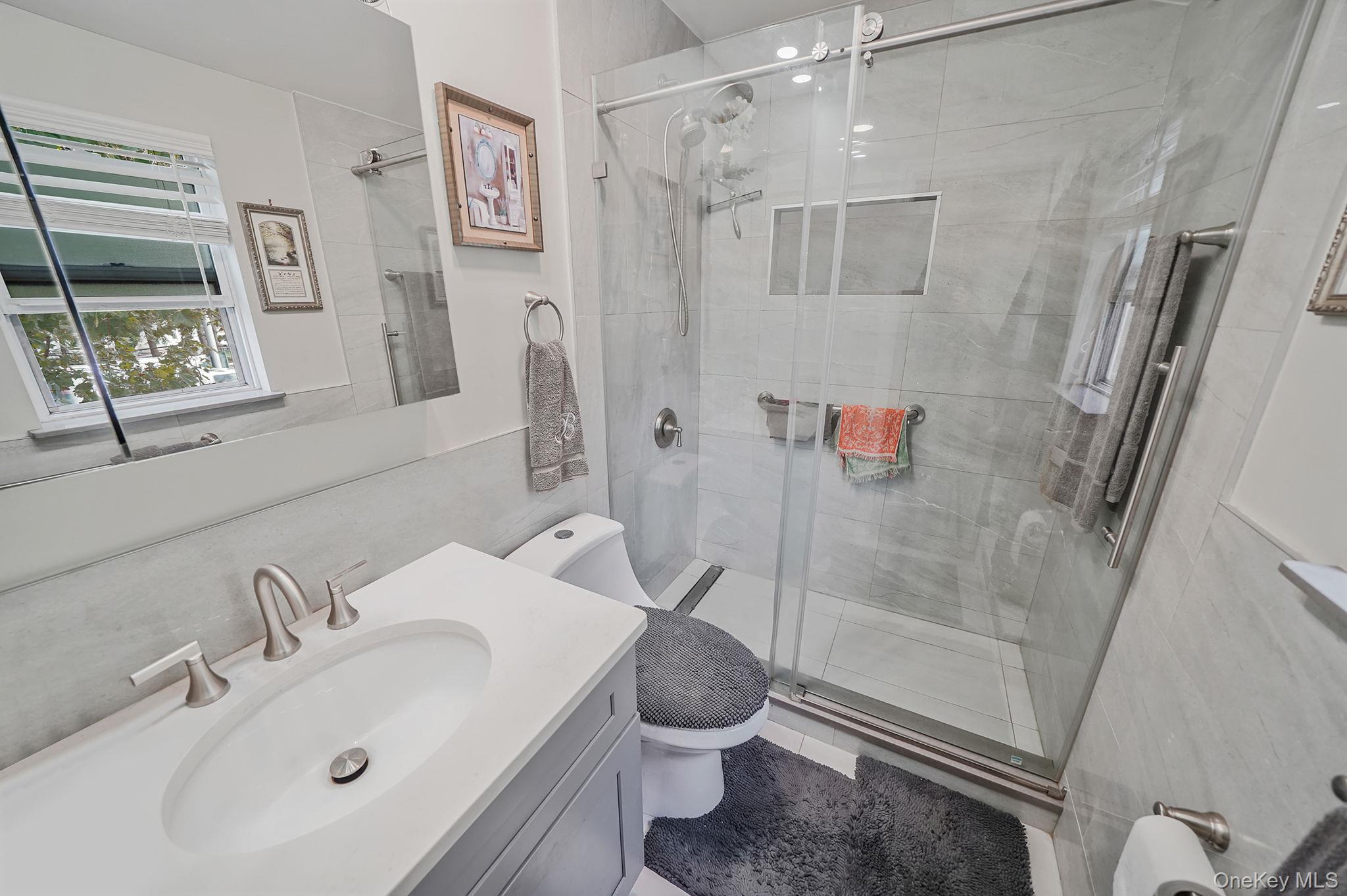 #10 photo, 3 Tompkins Place, ナッソー郡 Hempstead , NY 11550