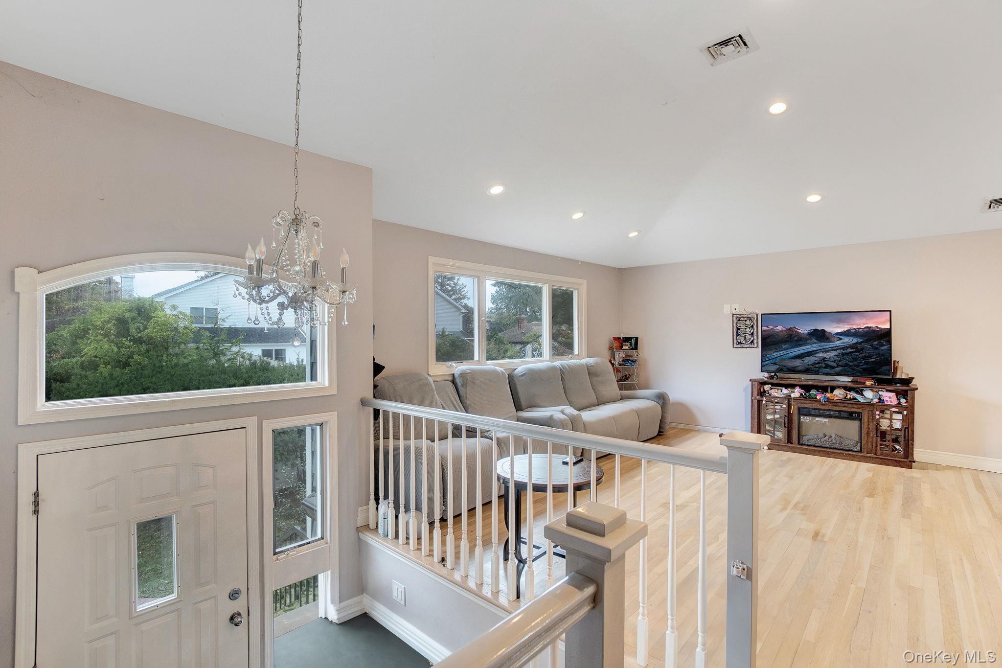 #18 photo, 978 Little Whaleneck Road, ナッソー郡 North Merrick , NY 11566