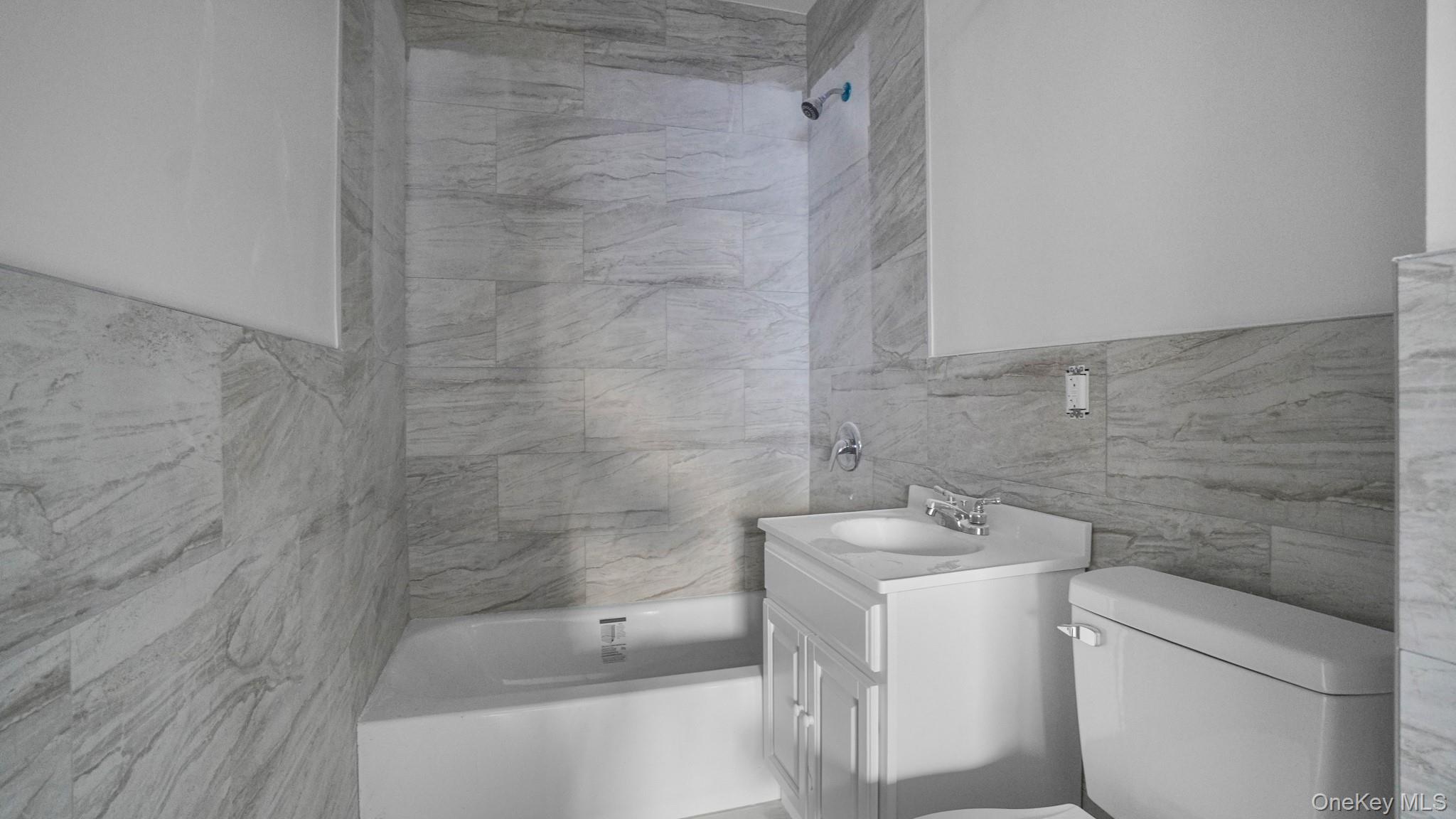 #15 photo, 3530 Willett Ave, ブロンクス区 Bronx , NY 10467