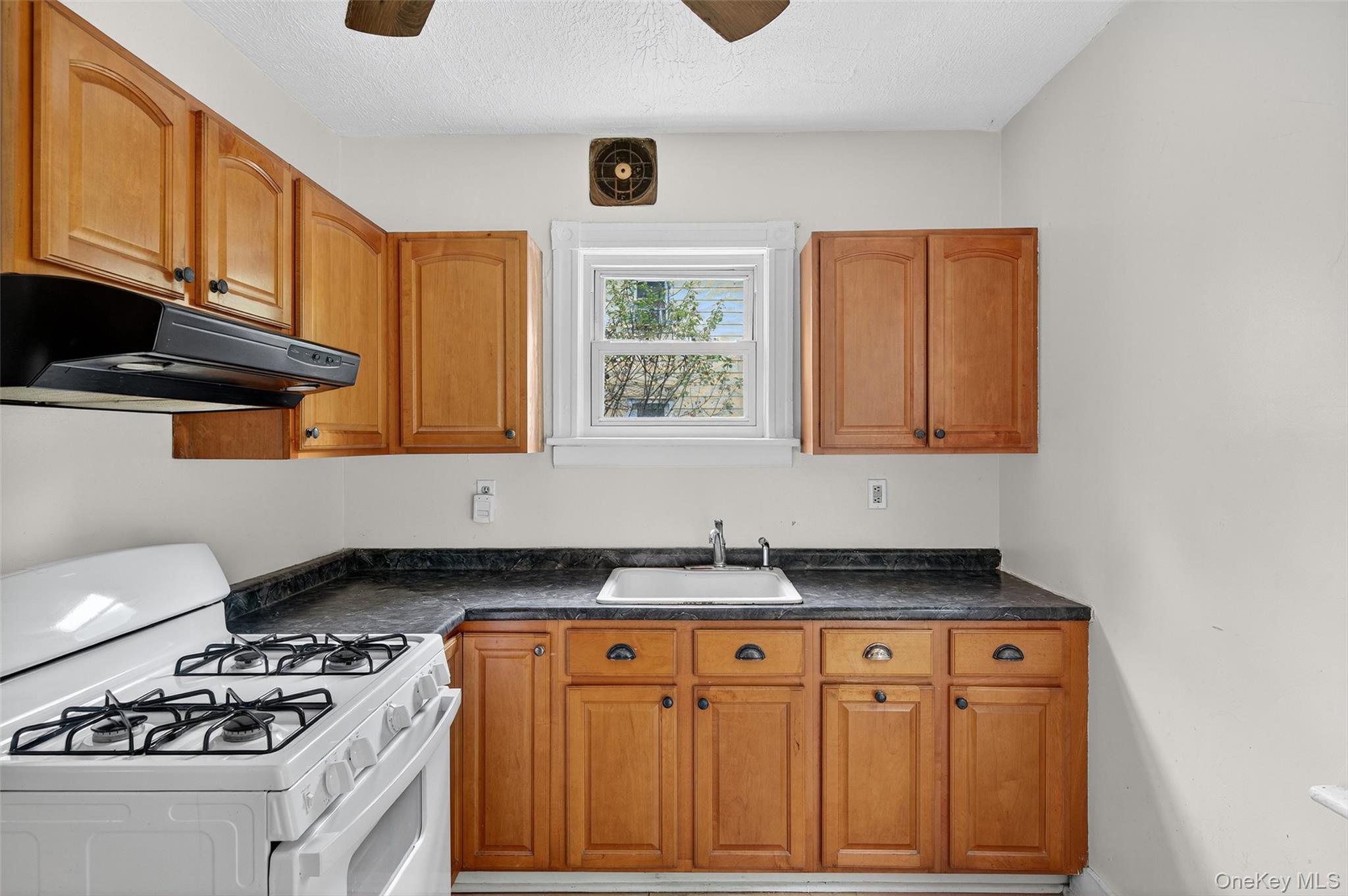 #18 photo, 72 Smith Clove Road, Central Valley , NY 10917