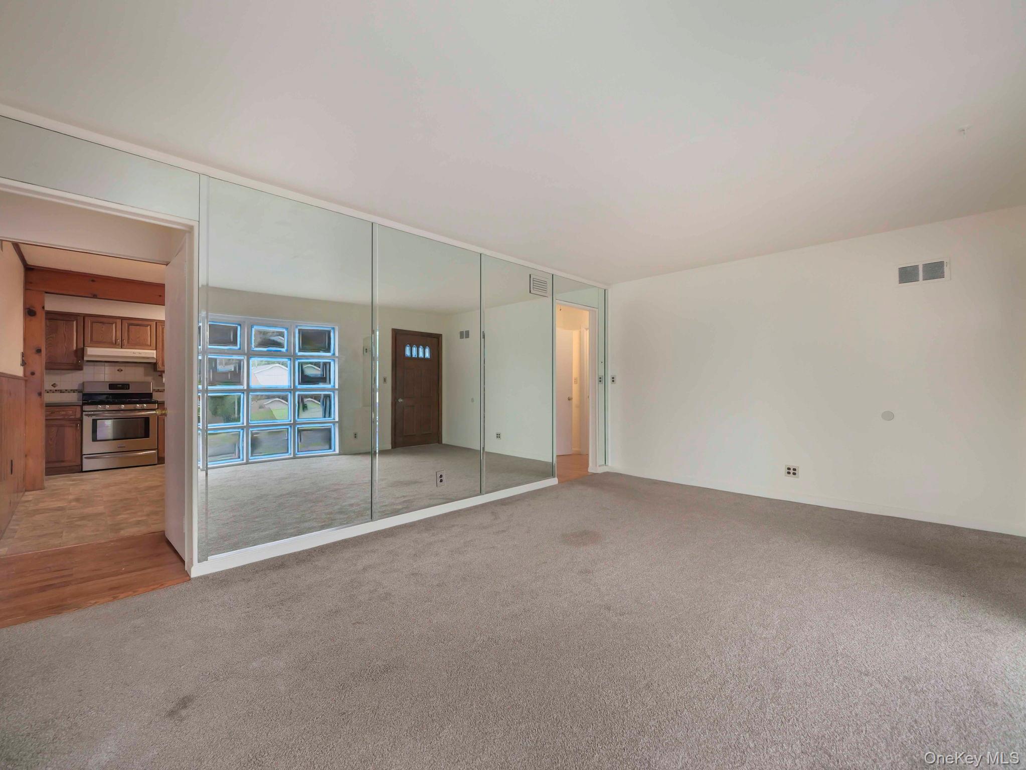 #5 photo, 1 Major Andre Drive, Stony Point , NY 10980