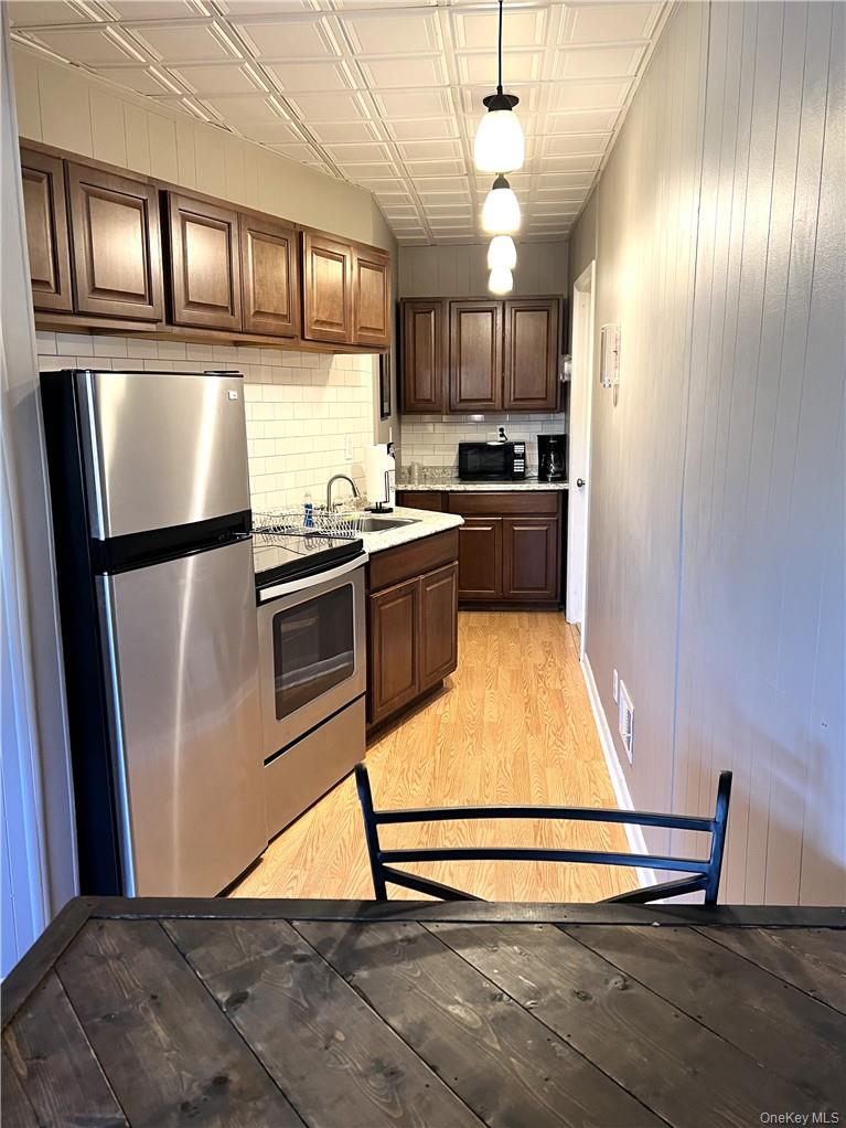 #2 photo, 95 Albany Street, Poughkeepsie , NY 12601