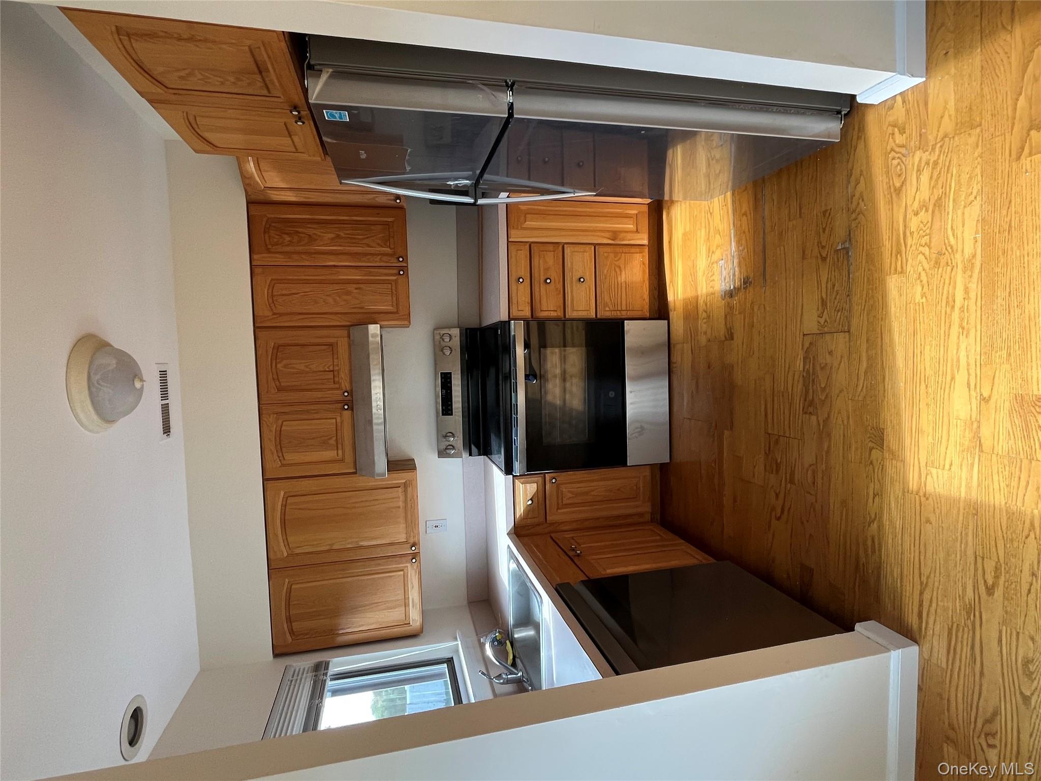 #11 photo, 61 Fox Run, South Salem , NY 10590