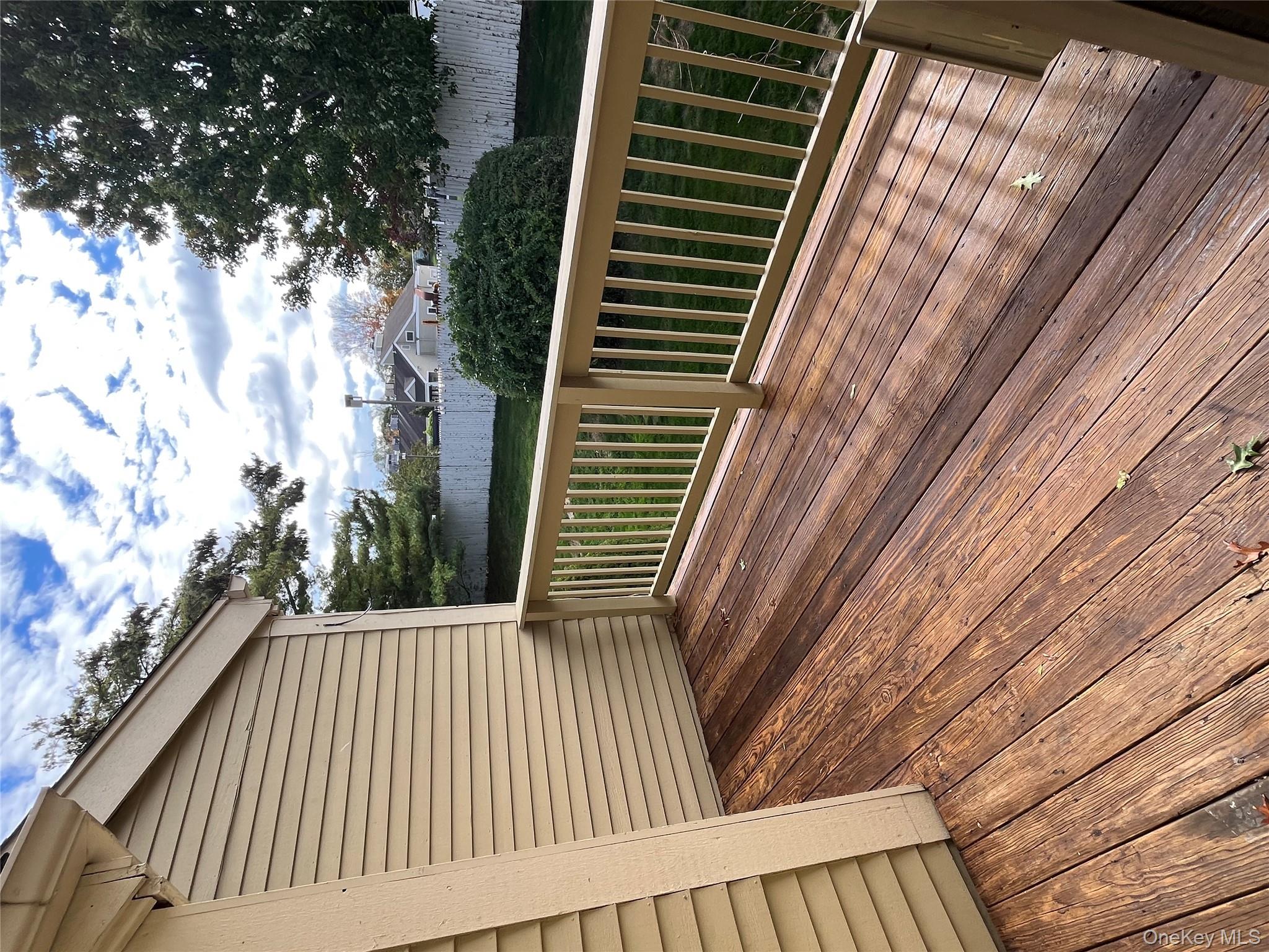 #14 photo, 61 Fox Run, South Salem , NY 10590