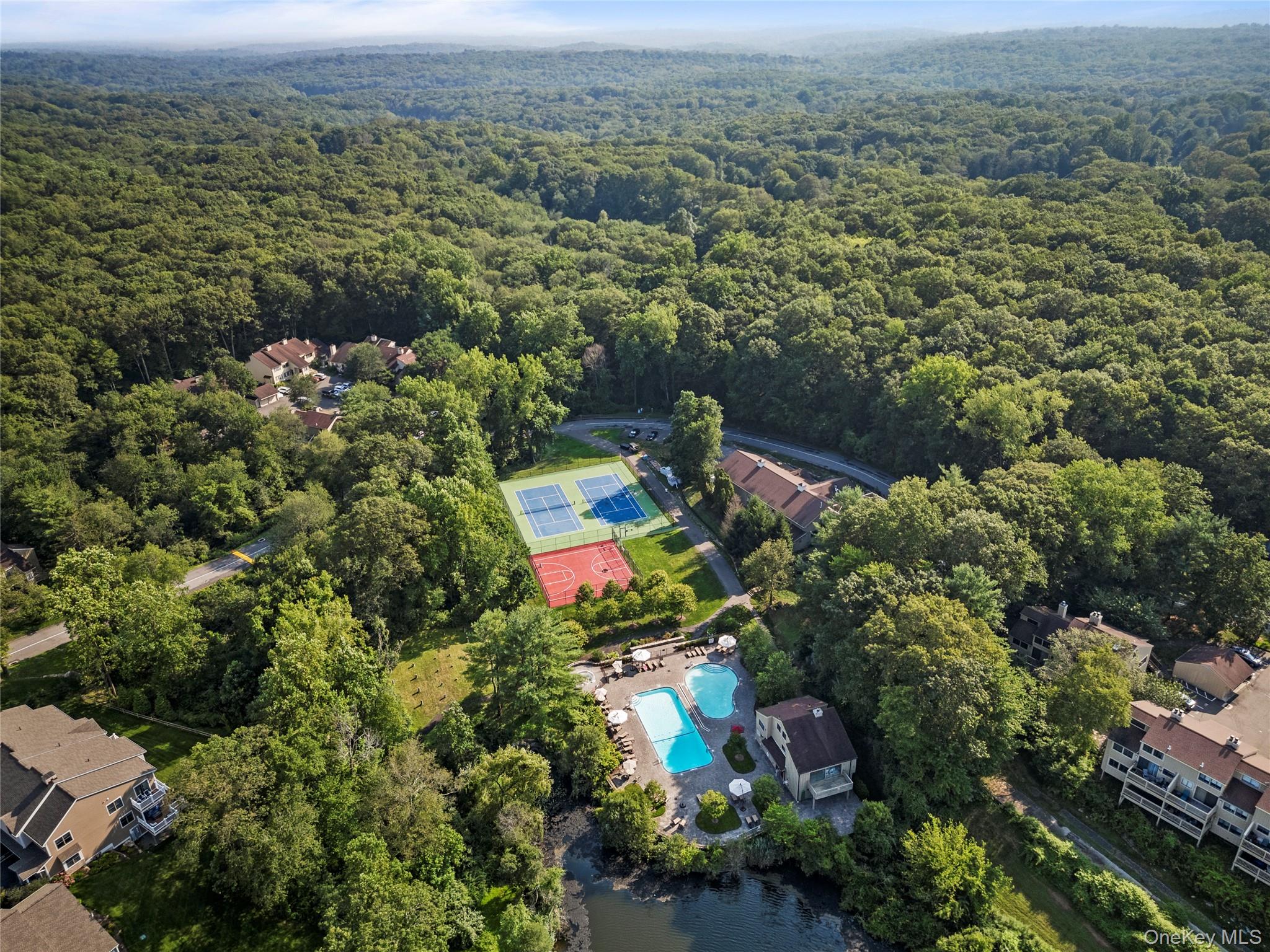 #19 photo, 61 Fox Run, South Salem , NY 10590