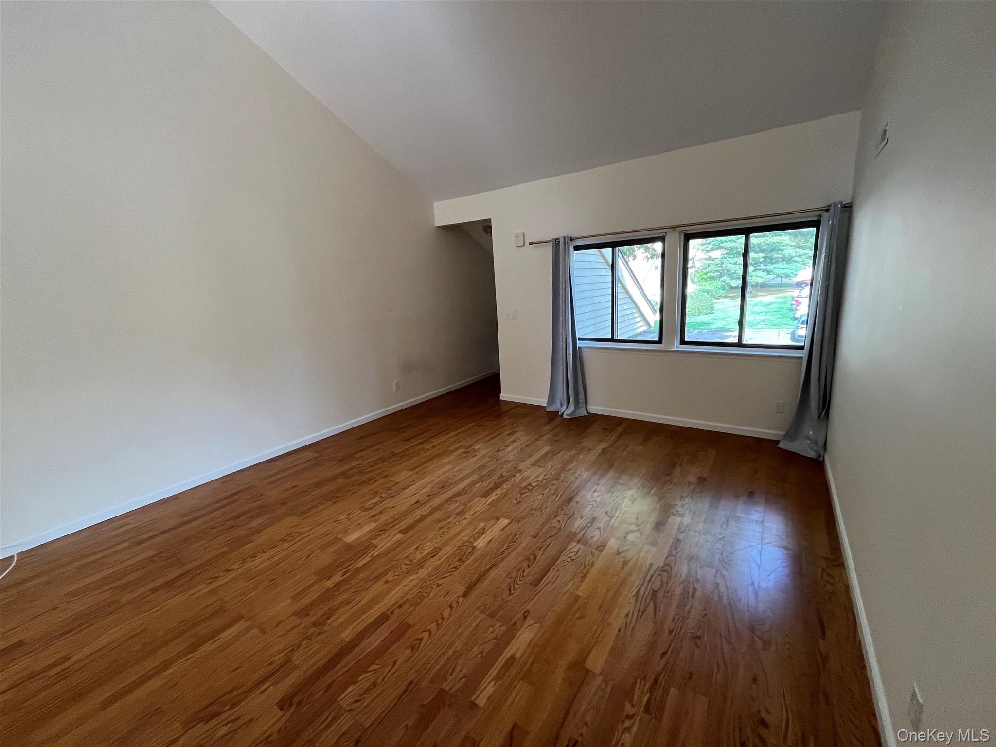 #5 photo, 61 Fox Run, South Salem , NY 10590