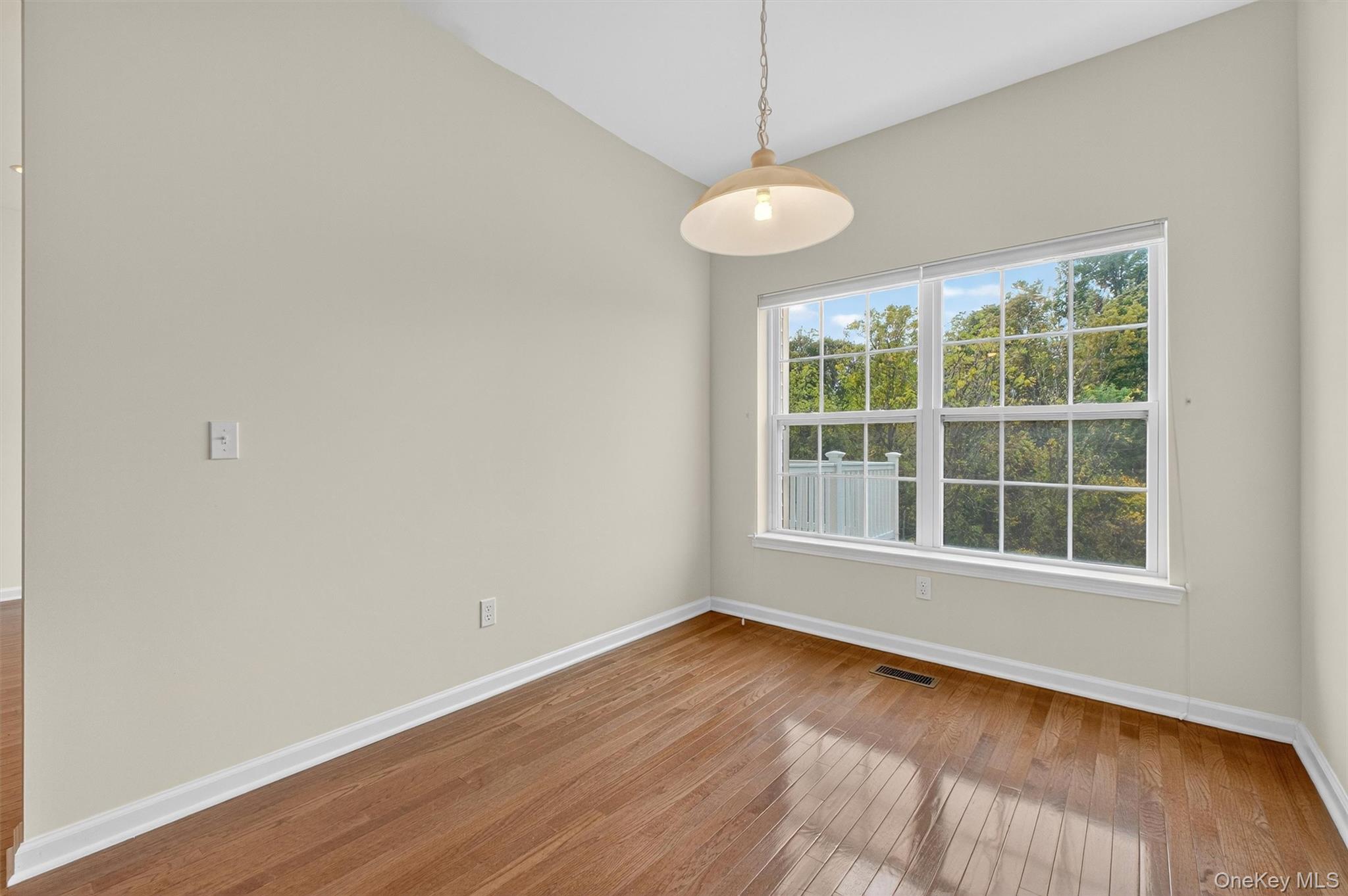 #16 photo, 2607 Sylvan Loop, Wappingers Falls , NY 12590