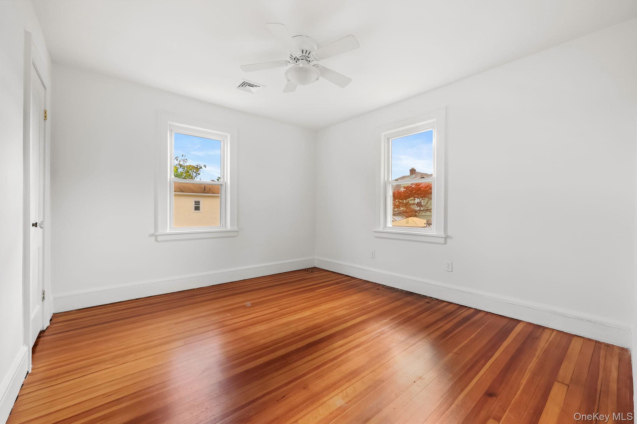 #13 photo, 44 Rhodes Street, New Rochelle , NY 10801