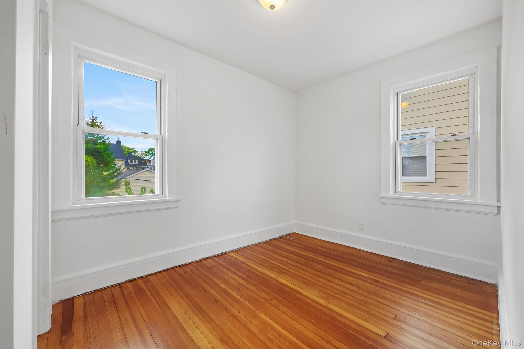 #17 photo, 44 Rhodes Street, New Rochelle , NY 10801