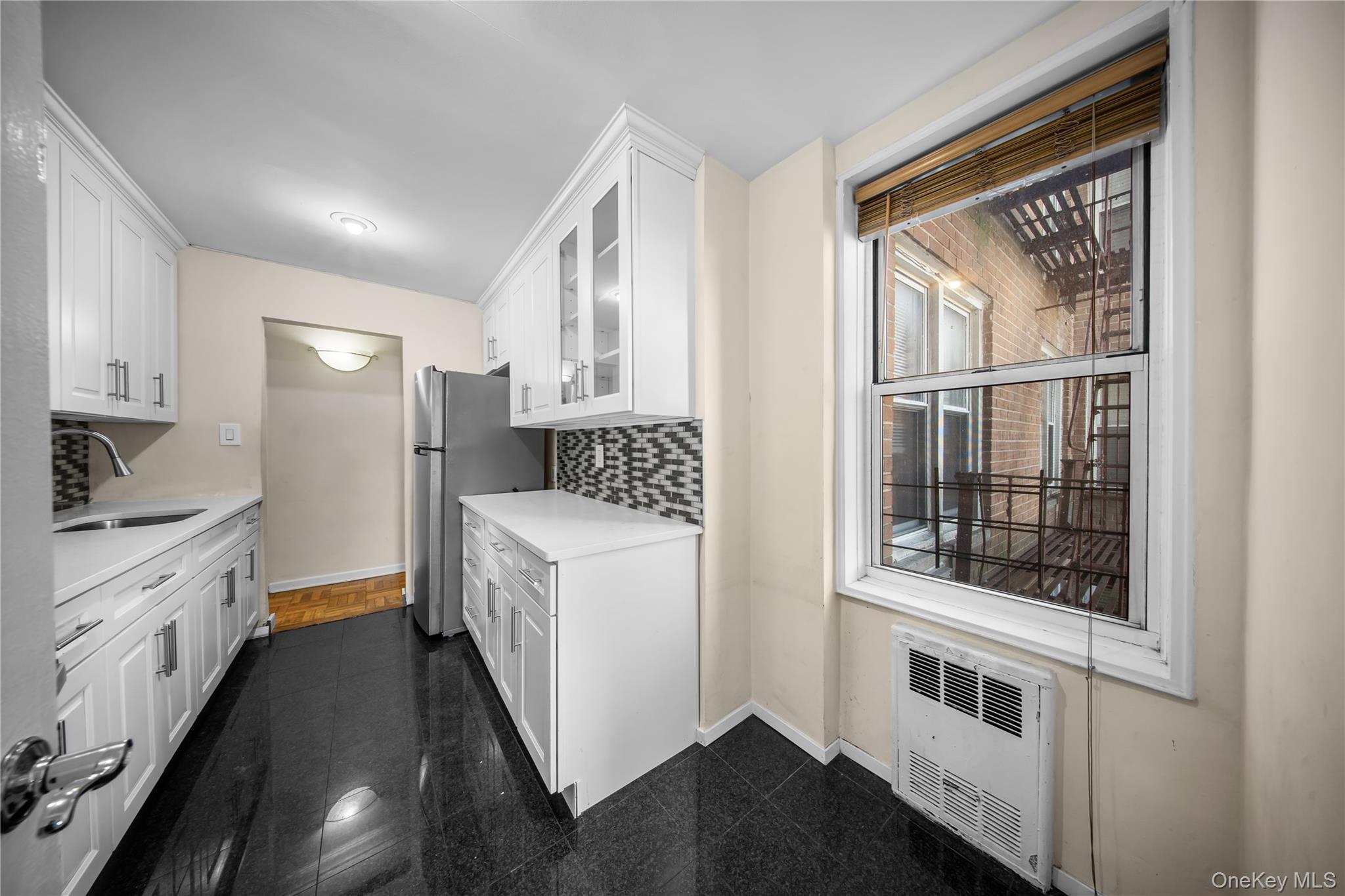 #9 photo, 67-50 Thornton Place, クイーンズ区 Forest Hills , NY 11375