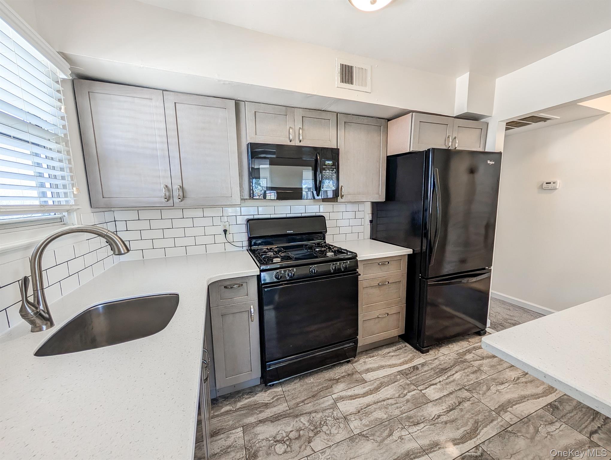 #3 photo, 73 Rocky Point Yaphank Rd, サフォーク郡 Rocky Point , NY 11778