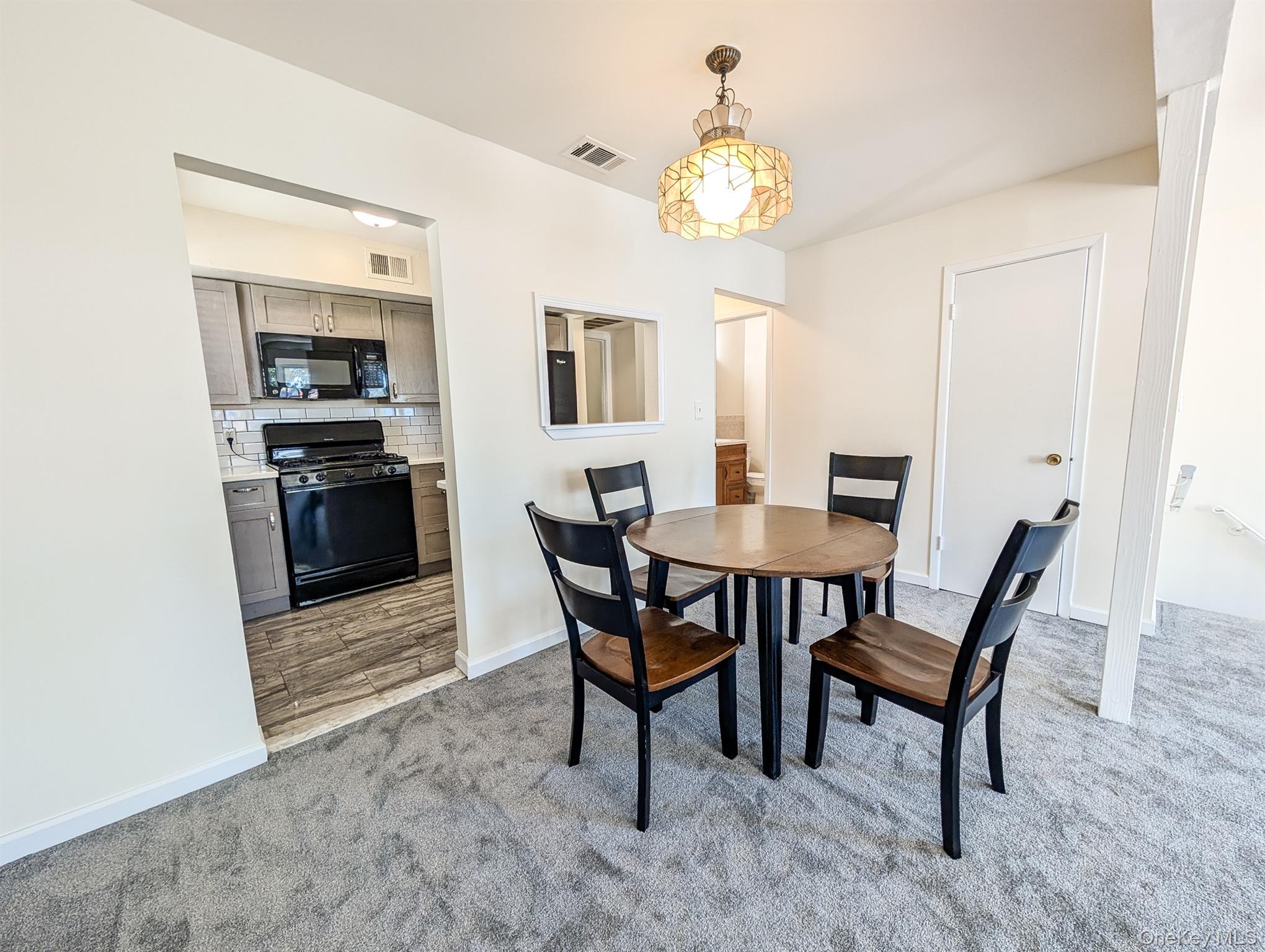 #5 photo, 73 Rocky Point Yaphank Rd, サフォーク郡 Rocky Point , NY 11778