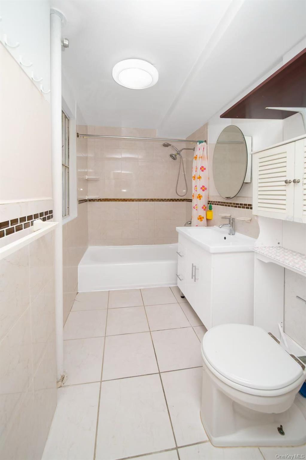 #8 photo, 79-16 Main Street, クイーンズ区 Flushing , NY 11367