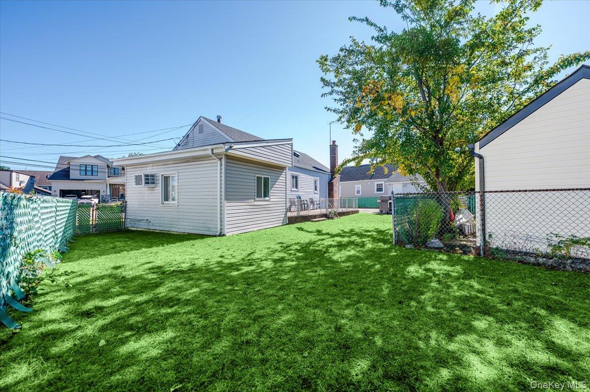 #17 photo, 27 Hewlett Point Avenue, ナッソー郡 East Rockaway , NY 11518