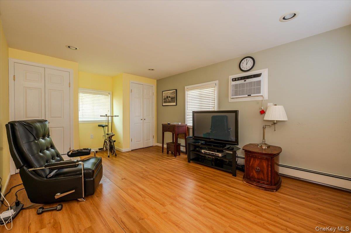 #9 photo, 27 Hewlett Point Avenue, ナッソー郡 East Rockaway , NY 11518