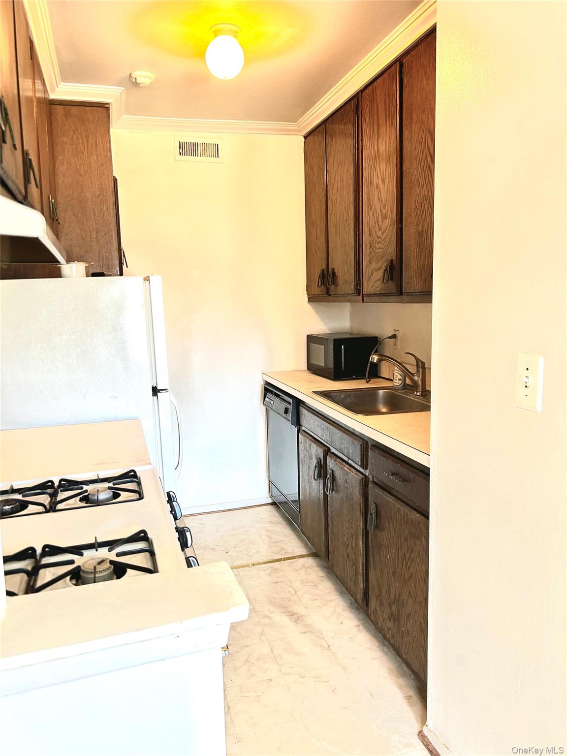 #6 photo, 115 Artist Lake Drive, サフォーク郡 Middle Island , NY 11953