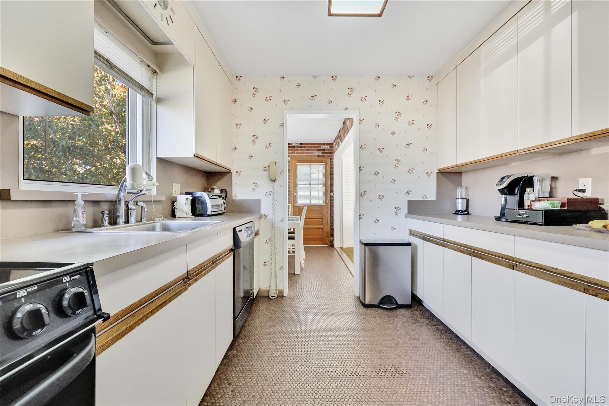 #13 photo, 7 Park Circle, ナッソー郡 Cedarhurst , NY 11516