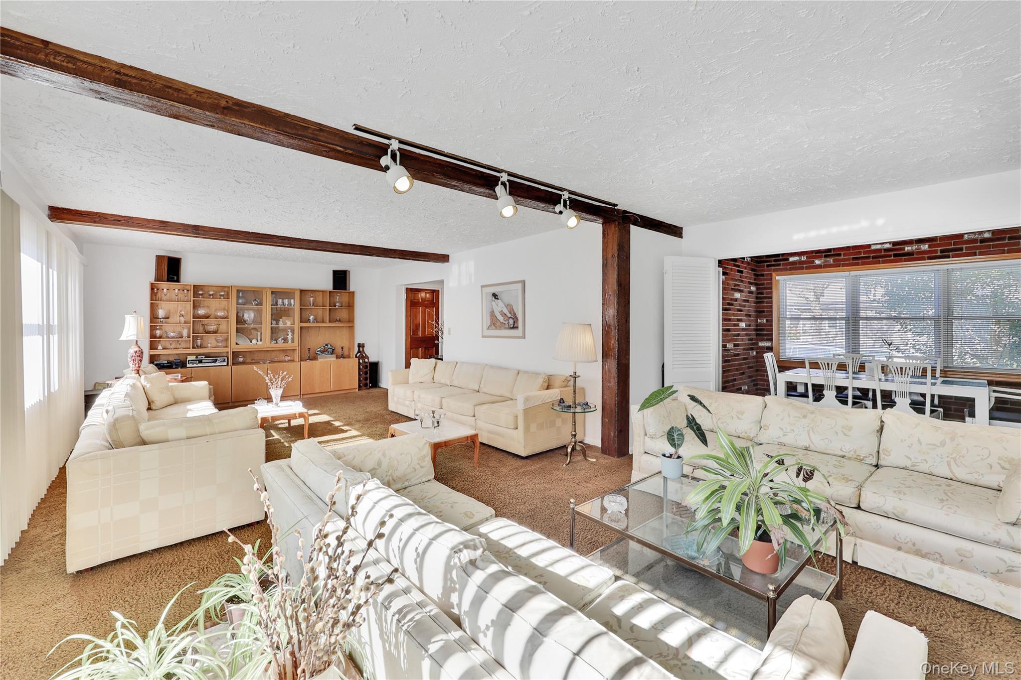 #9 photo, 7 Park Circle, ナッソー郡 Cedarhurst , NY 11516