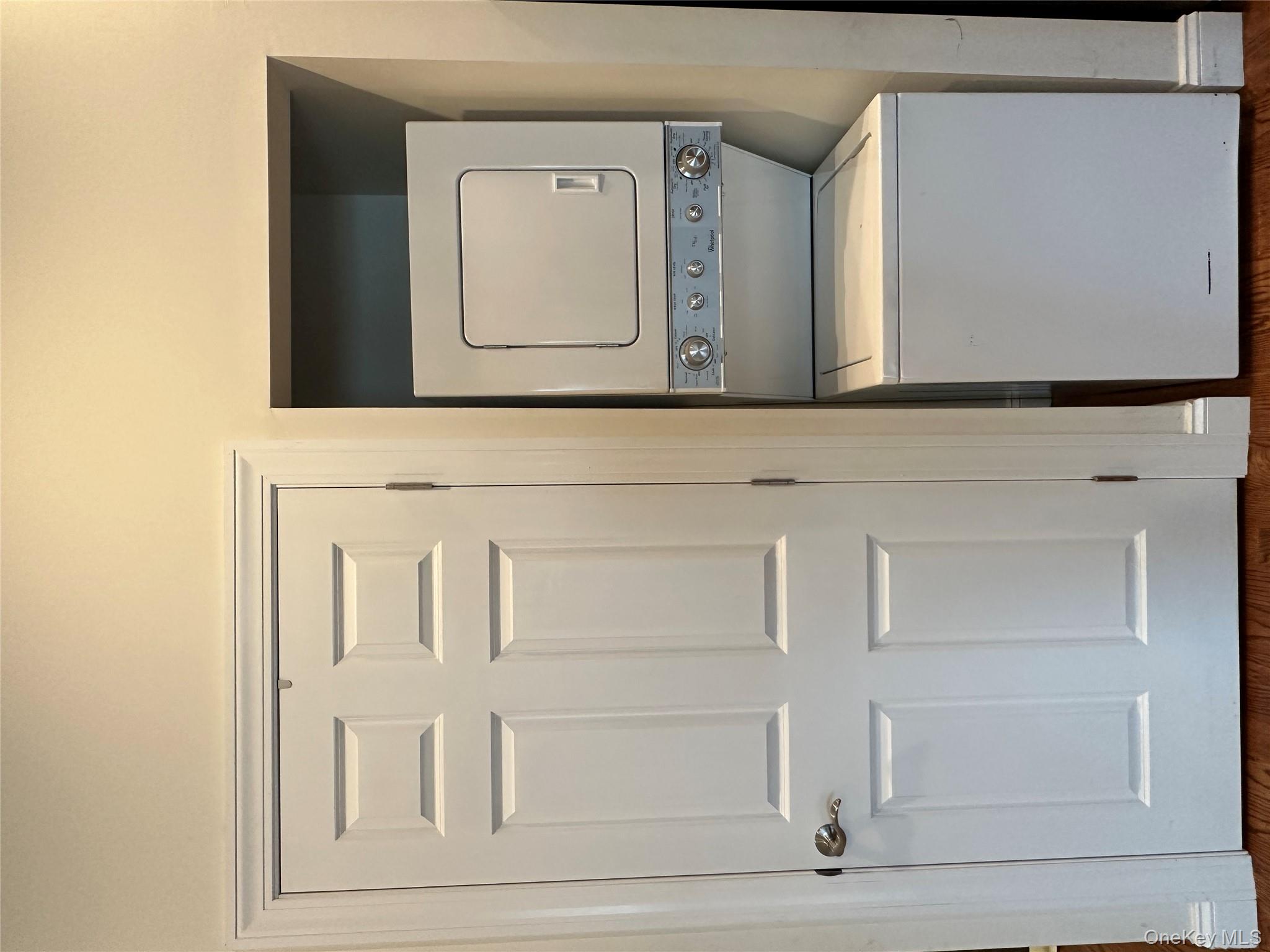 #5 photo, 157-161 Post Ave, ナッソー郡 Westbury , NY 11590