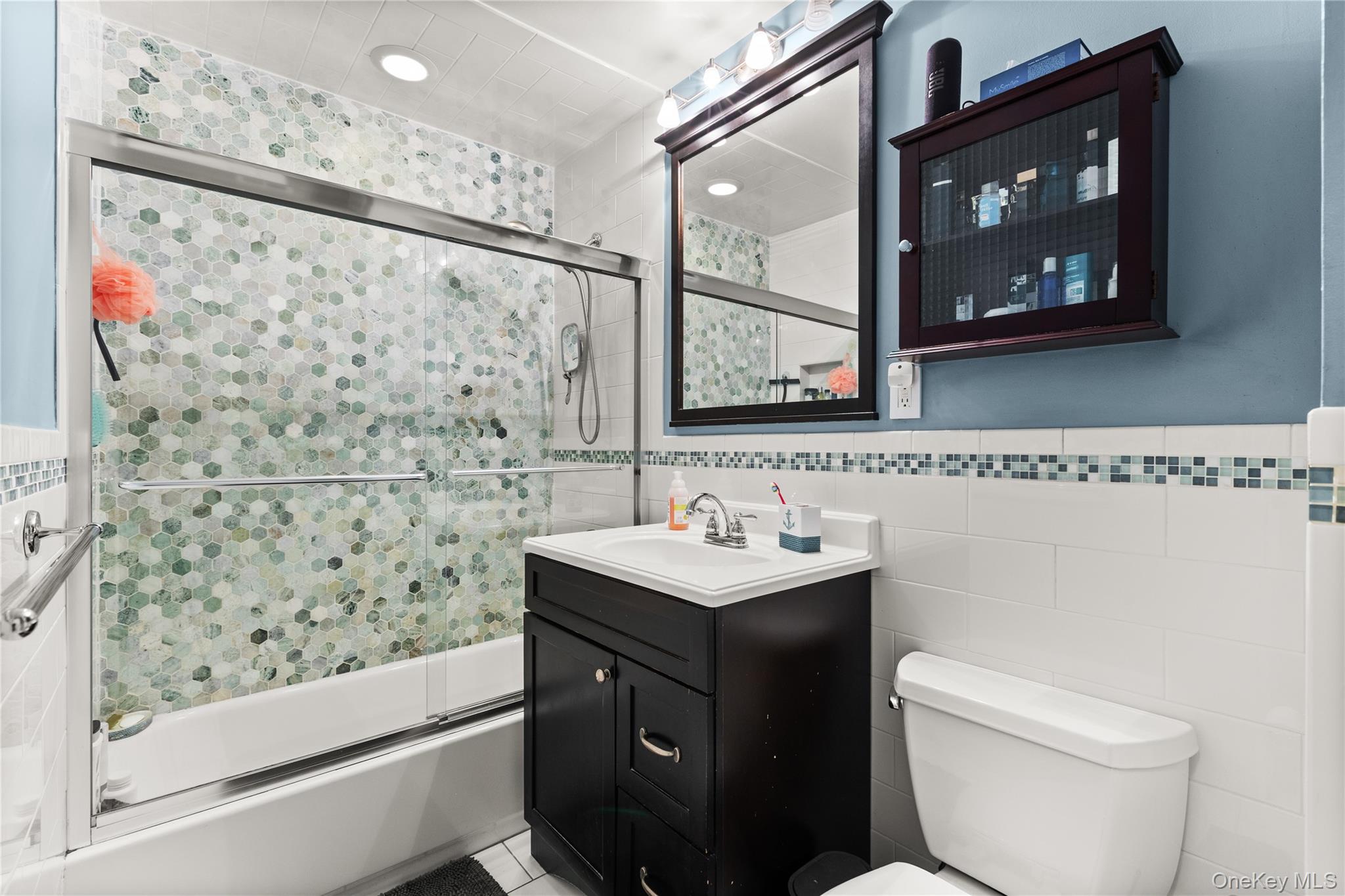 #11 photo, 441 Mariners Way, サフォーク郡 Copiague , NY 11726