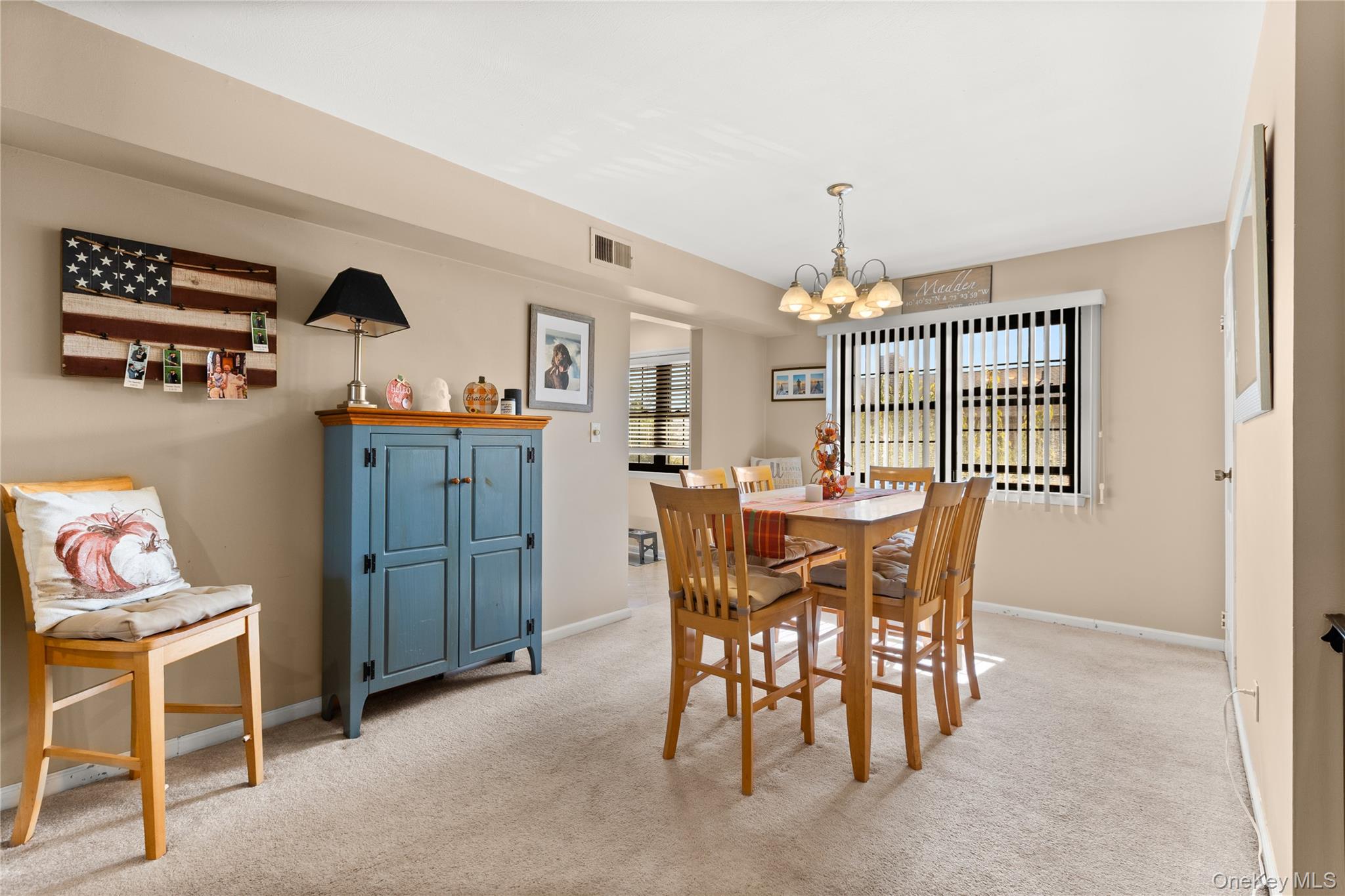 #3 photo, 441 Mariners Way, サフォーク郡 Copiague , NY 11726