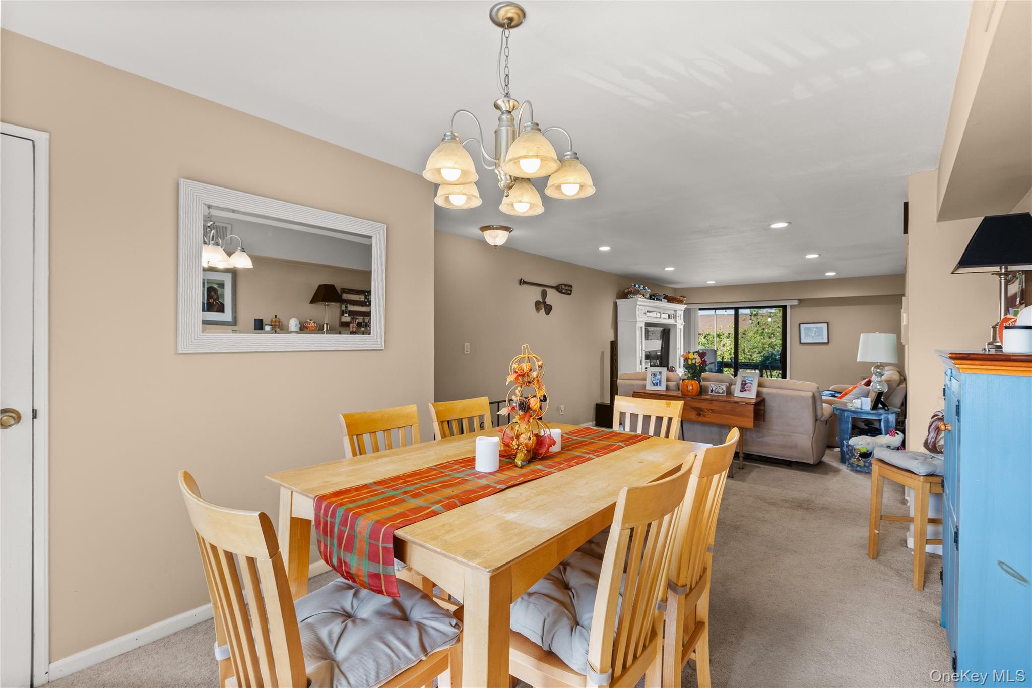 #4 photo, 441 Mariners Way, サフォーク郡 Copiague , NY 11726