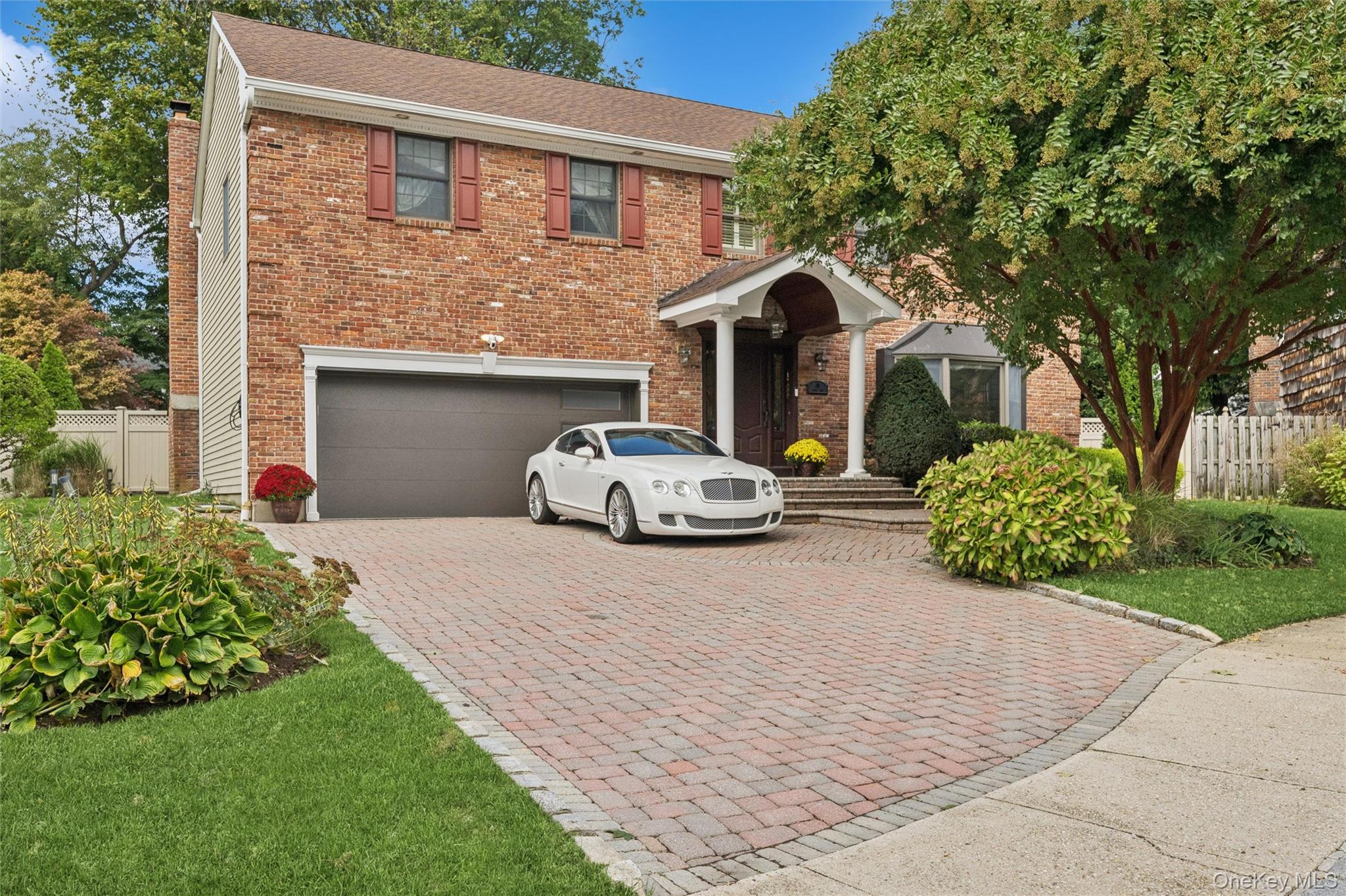 #1 photo, 18 Knoll Lane, 长岛 Glen Head , NY 11545