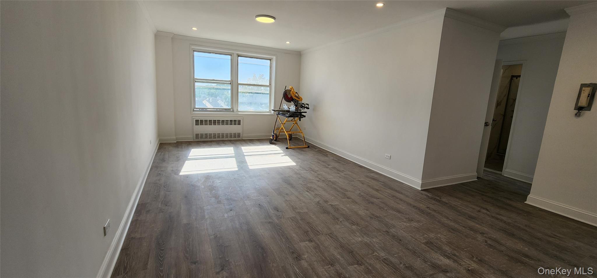 #4 photo, 222-89 Braddock Ave, クイーンズ区 Bellerose , NY 11428